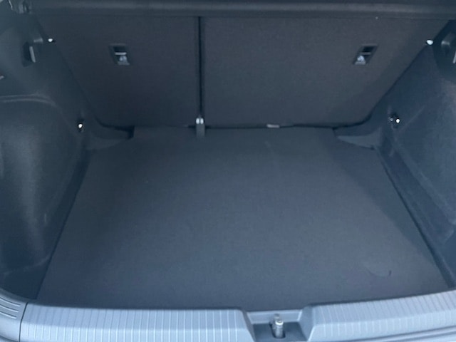 VW Golf 1.5 e TSI mHEV Value DSG-image-19