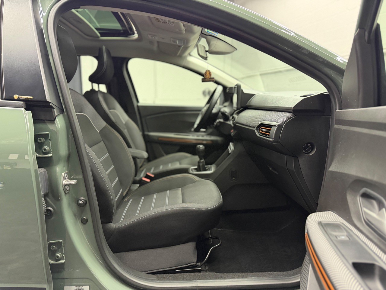 DACIA Sandero Stepway TCe 110 Expression | CH-Auto | Rückfahrkamera | 1. Hand | Tempomat | Winter Paket-image-24