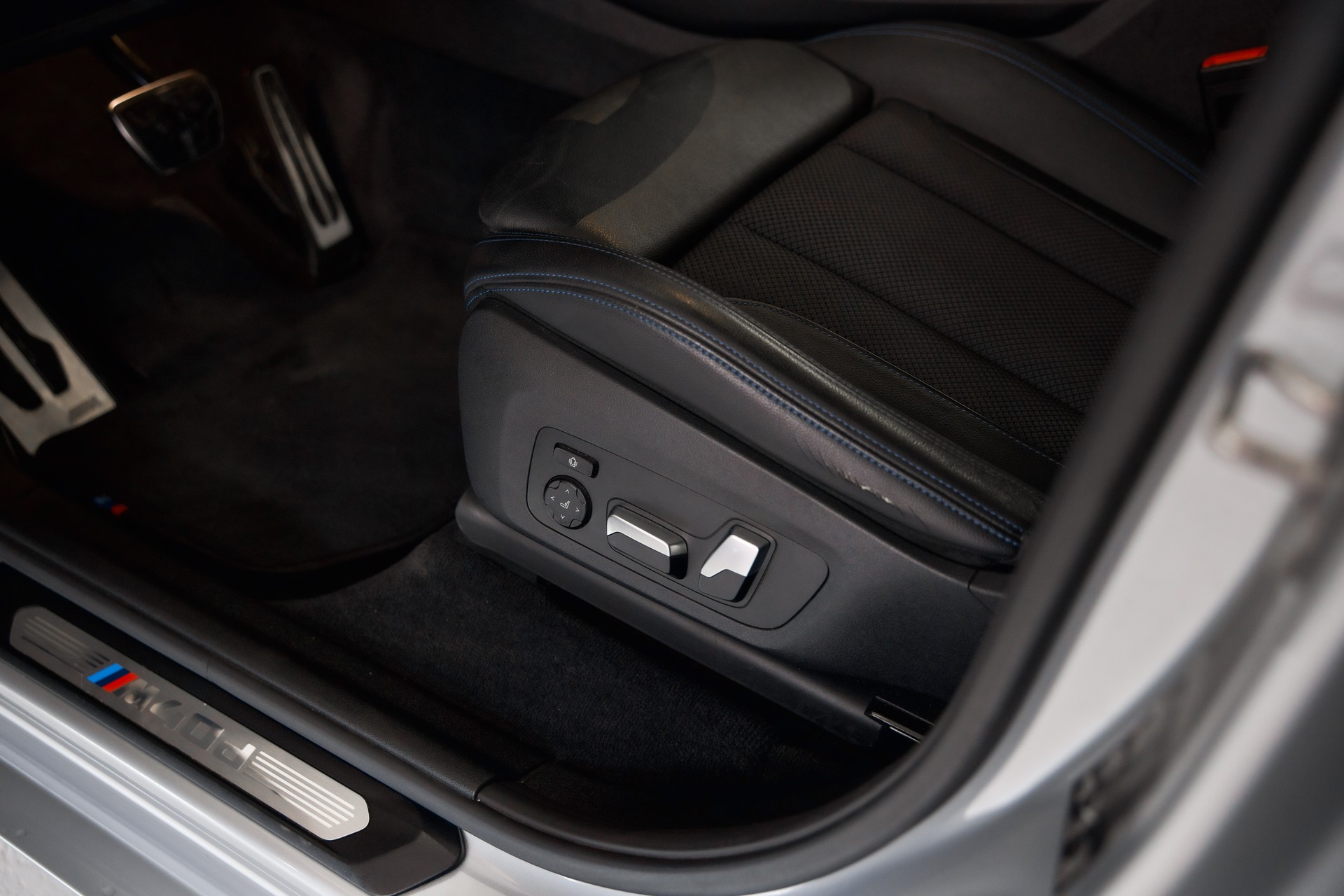 BMW X3 M40d Steptronic *CH-FHZ*-image-25