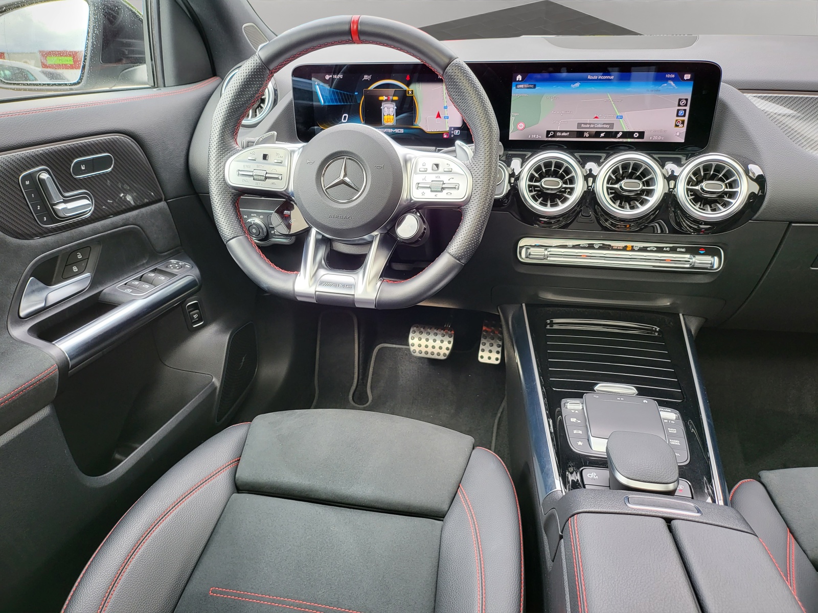 MERCEDES-BENZ GLA 45 S AMG 4Matic+ 8G-Speedshift DCT-image-8
