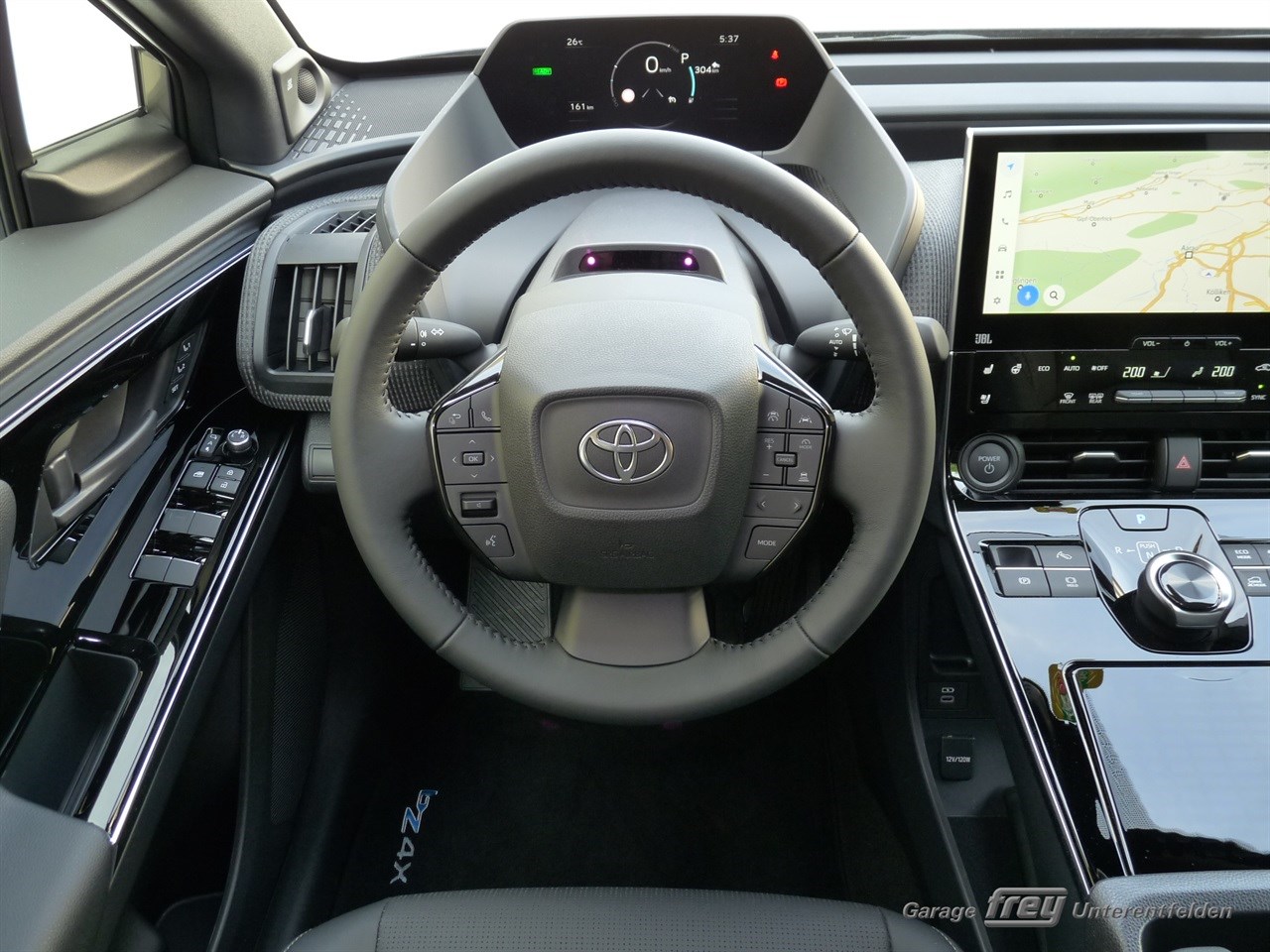 TOYOTA bZ4X Premium 71,4 kWh 4WD-image-9
