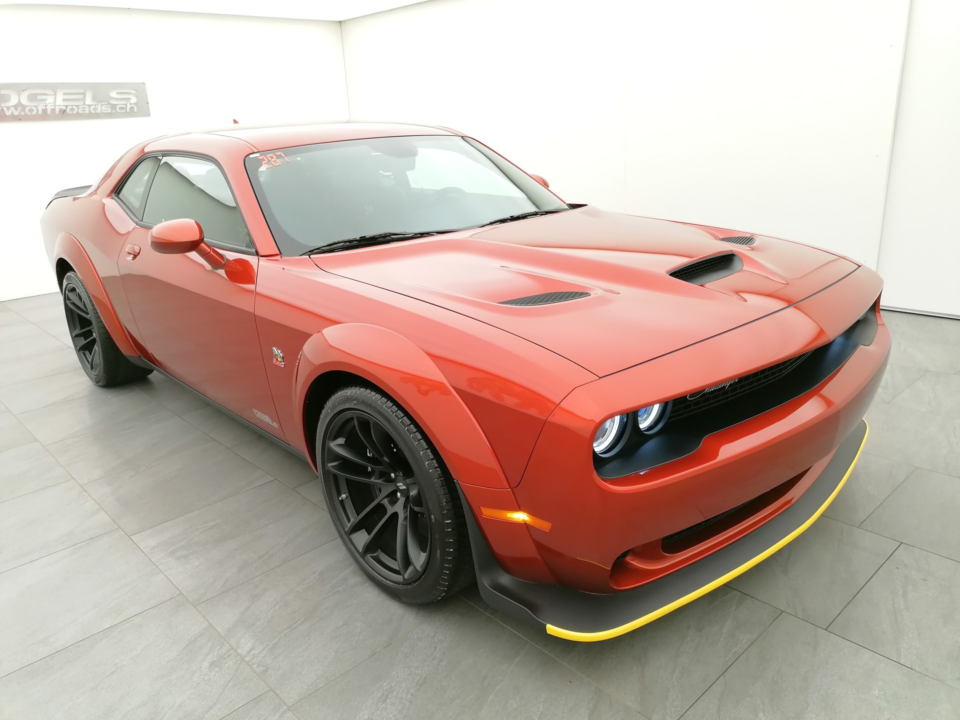 DODGE Challenger 392 WB Scatpack-image-2