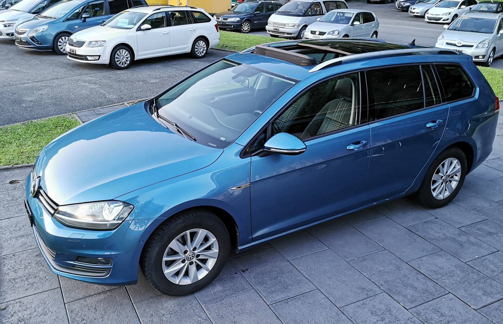 VW Golf Variant 1.4 TSI Lounge DSG-image-0