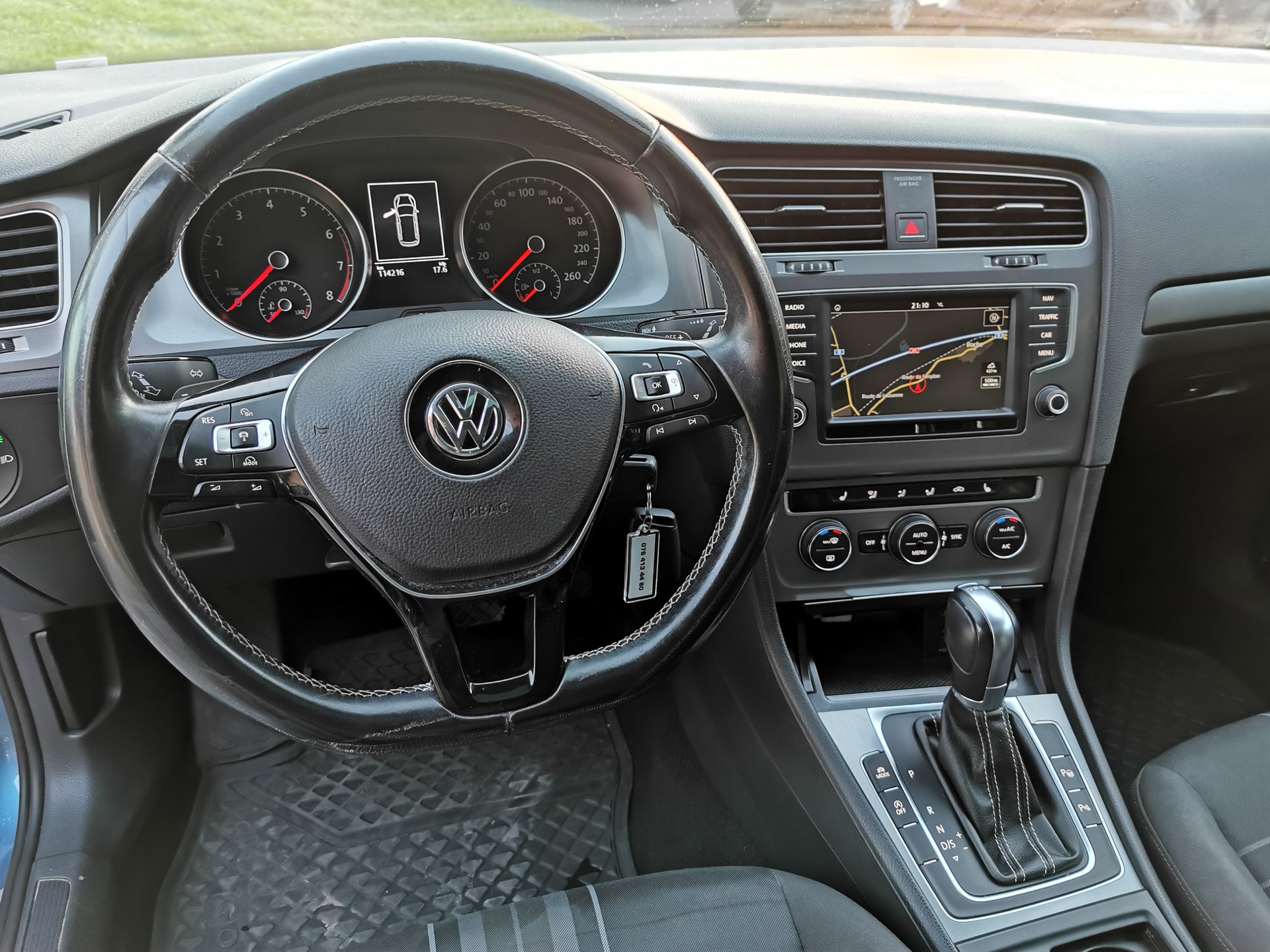 VW Golf Variant 1.4 TSI Lounge DSG-image-6