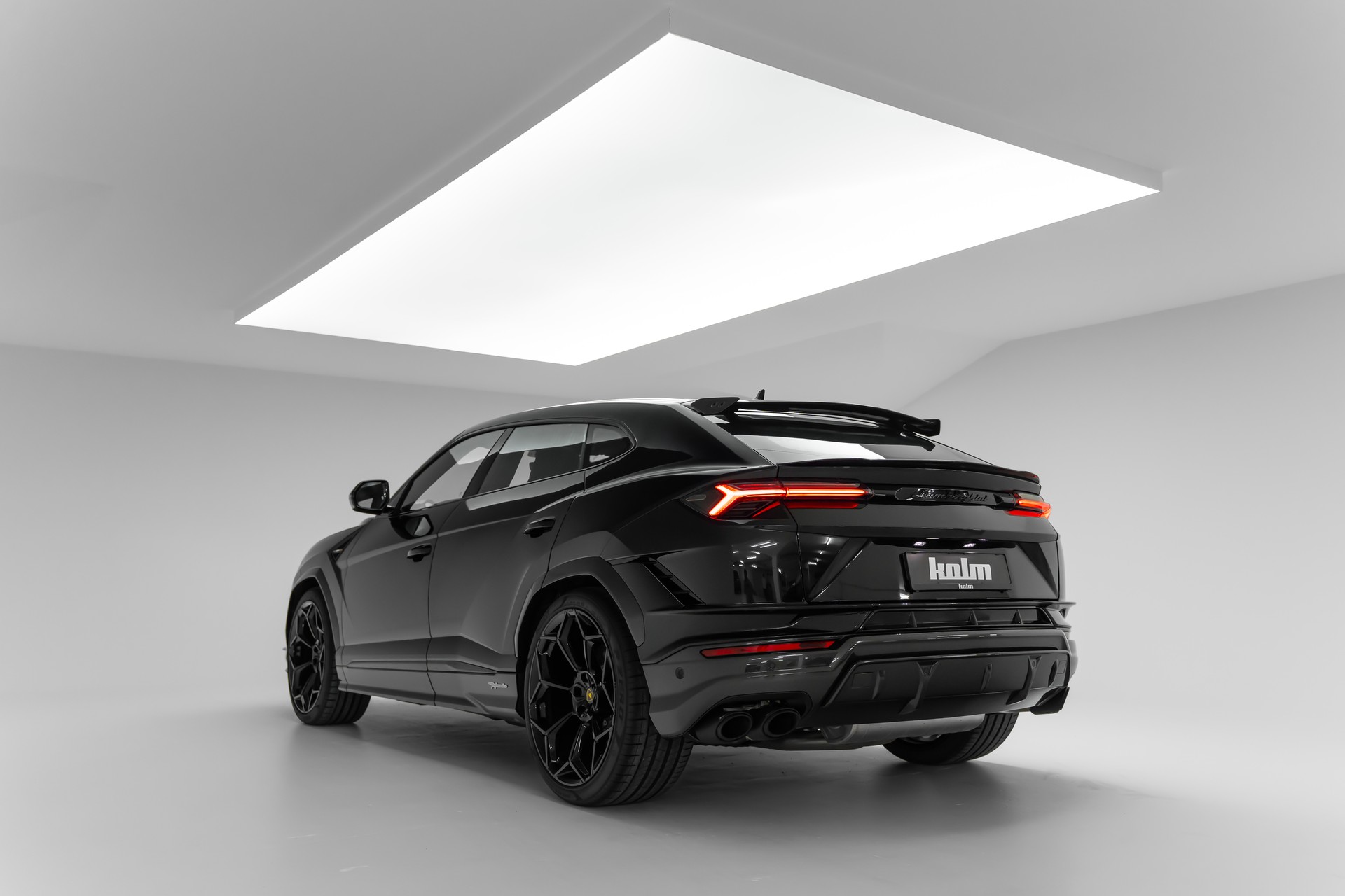 LAMBORGHINI Performante-image-5