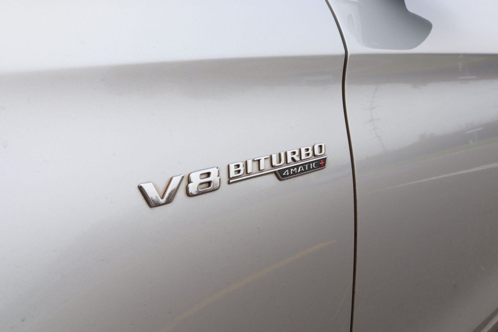 MERCEDES-BENZ GLC 63 S AMG 4Matic+ 9G-Tronic-image-7