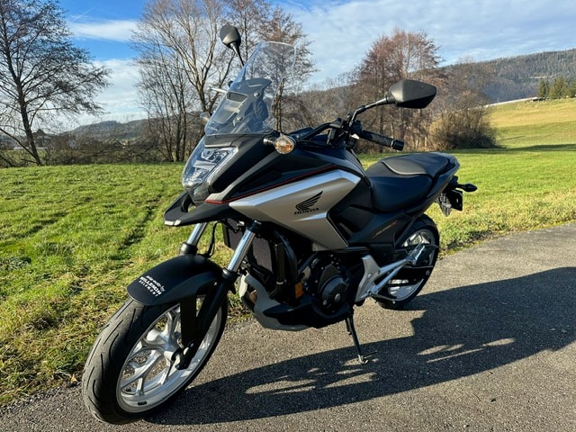 HONDA NC 750 X DTC ABS-showroom-element-3