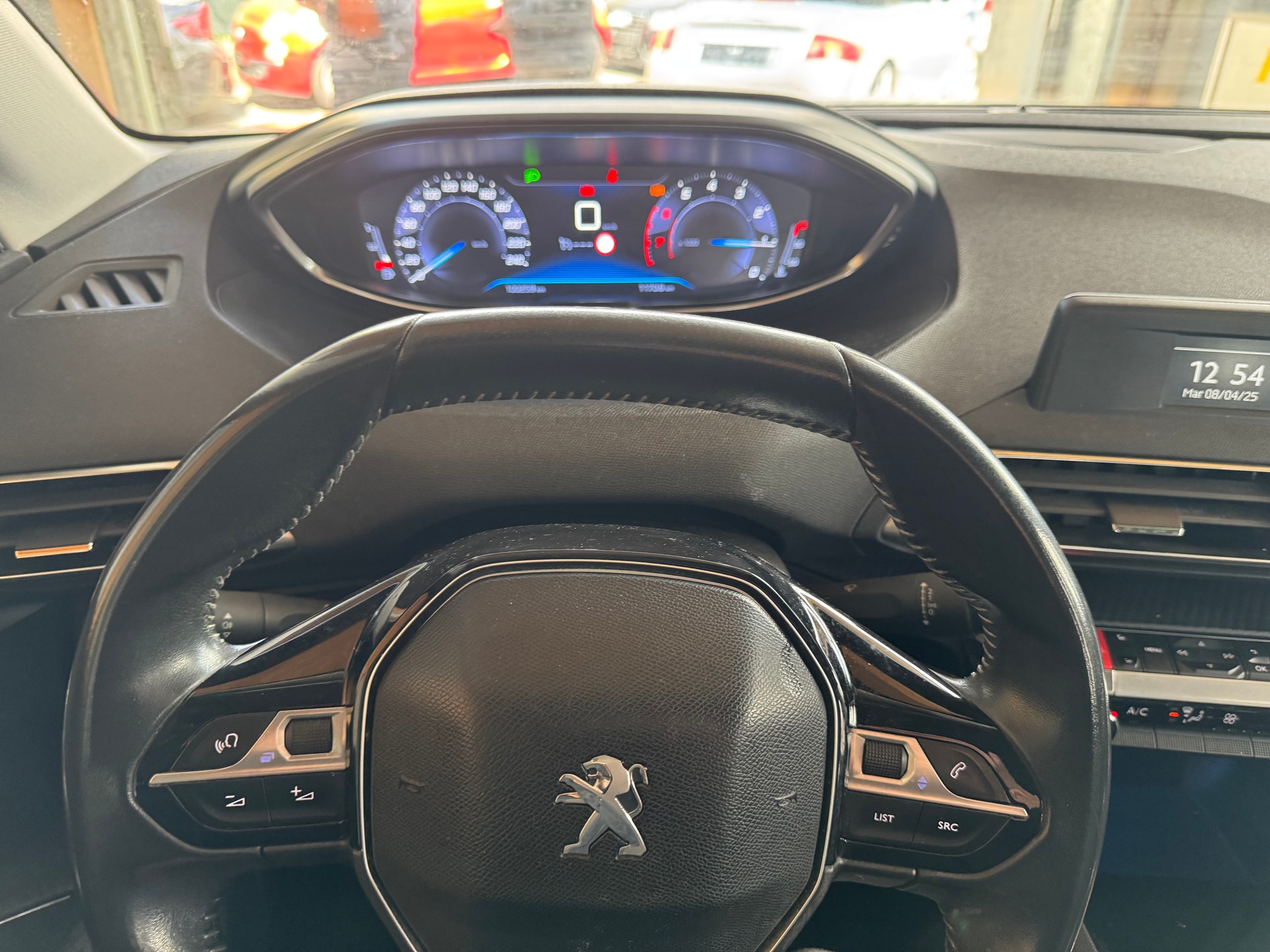 PEUGEOT 3008 1.2 PureTech Active-image-11