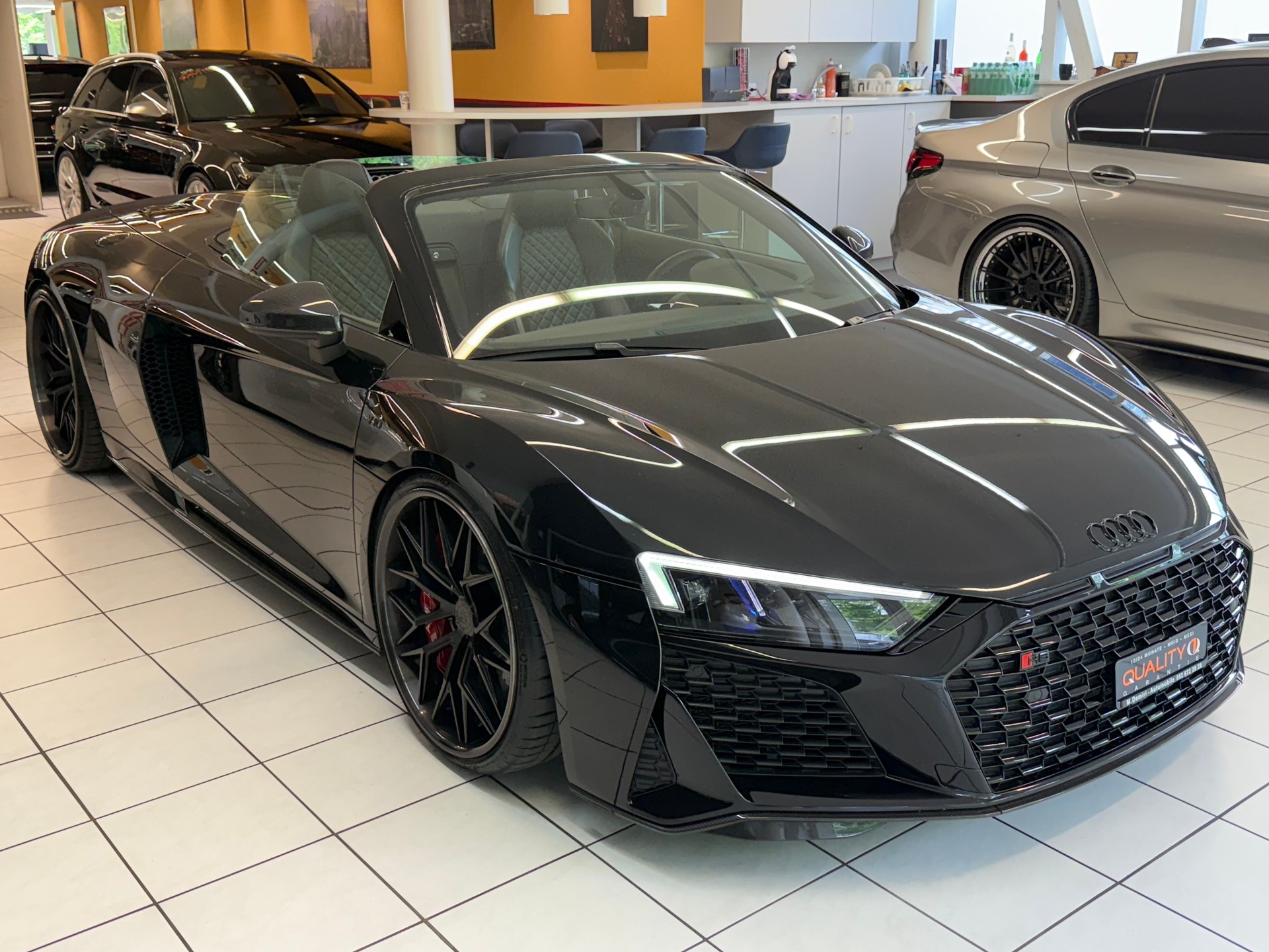 AUDI R8 Spyder performance S-Tronic-image-1