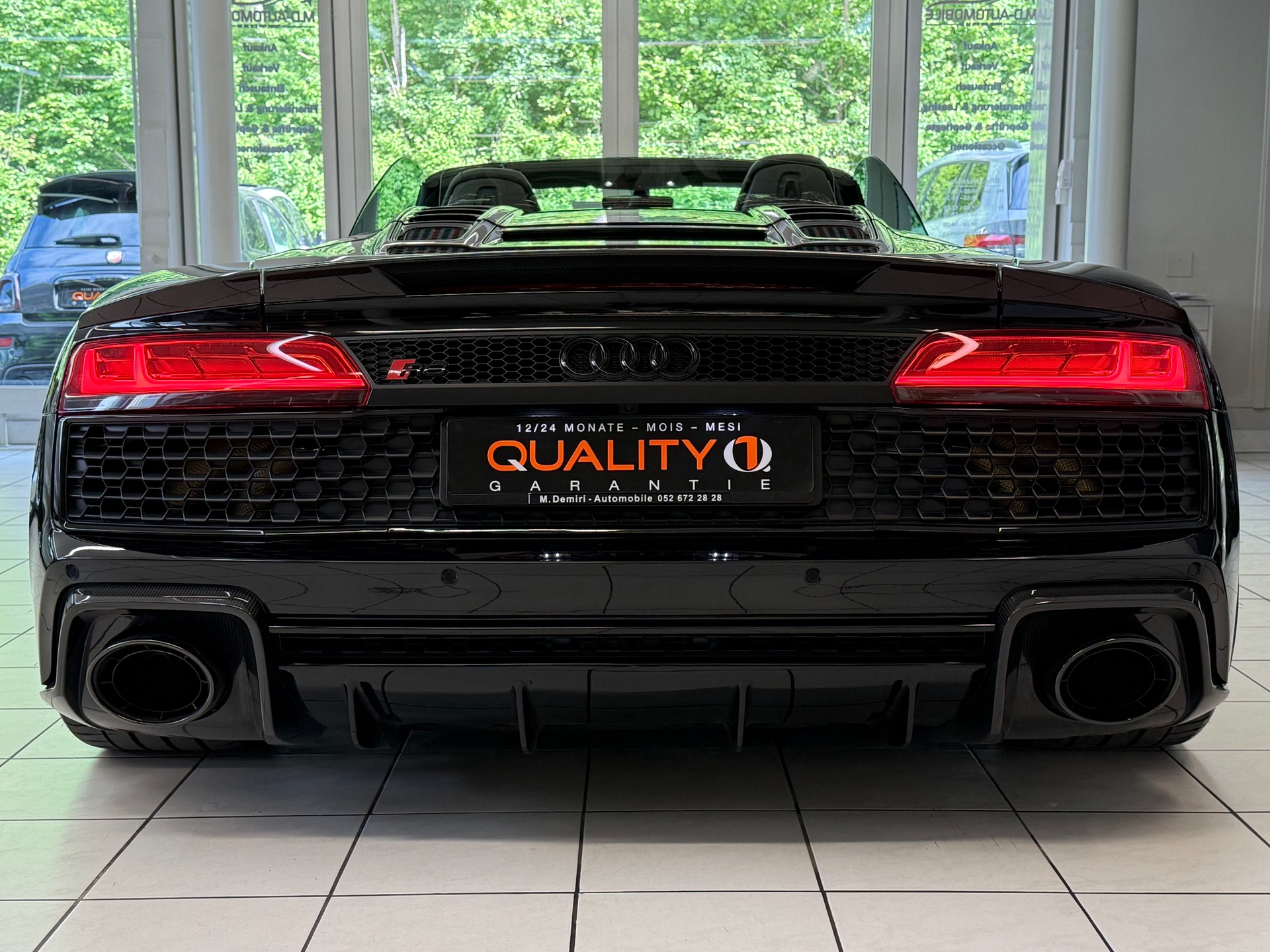 AUDI R8 Spyder performance S-Tronic-image-8
