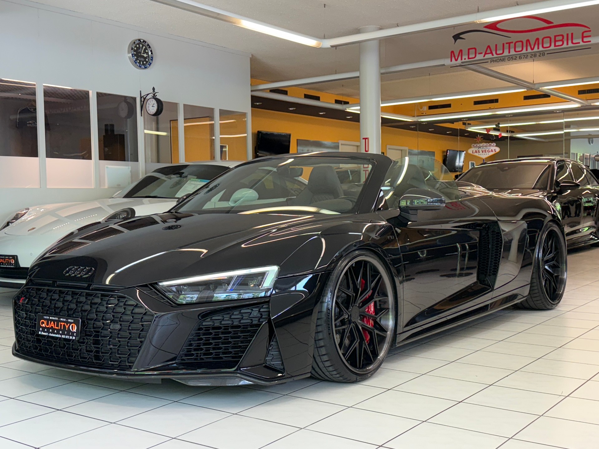 AUDI R8 Spyder performance S-Tronic-image-4
