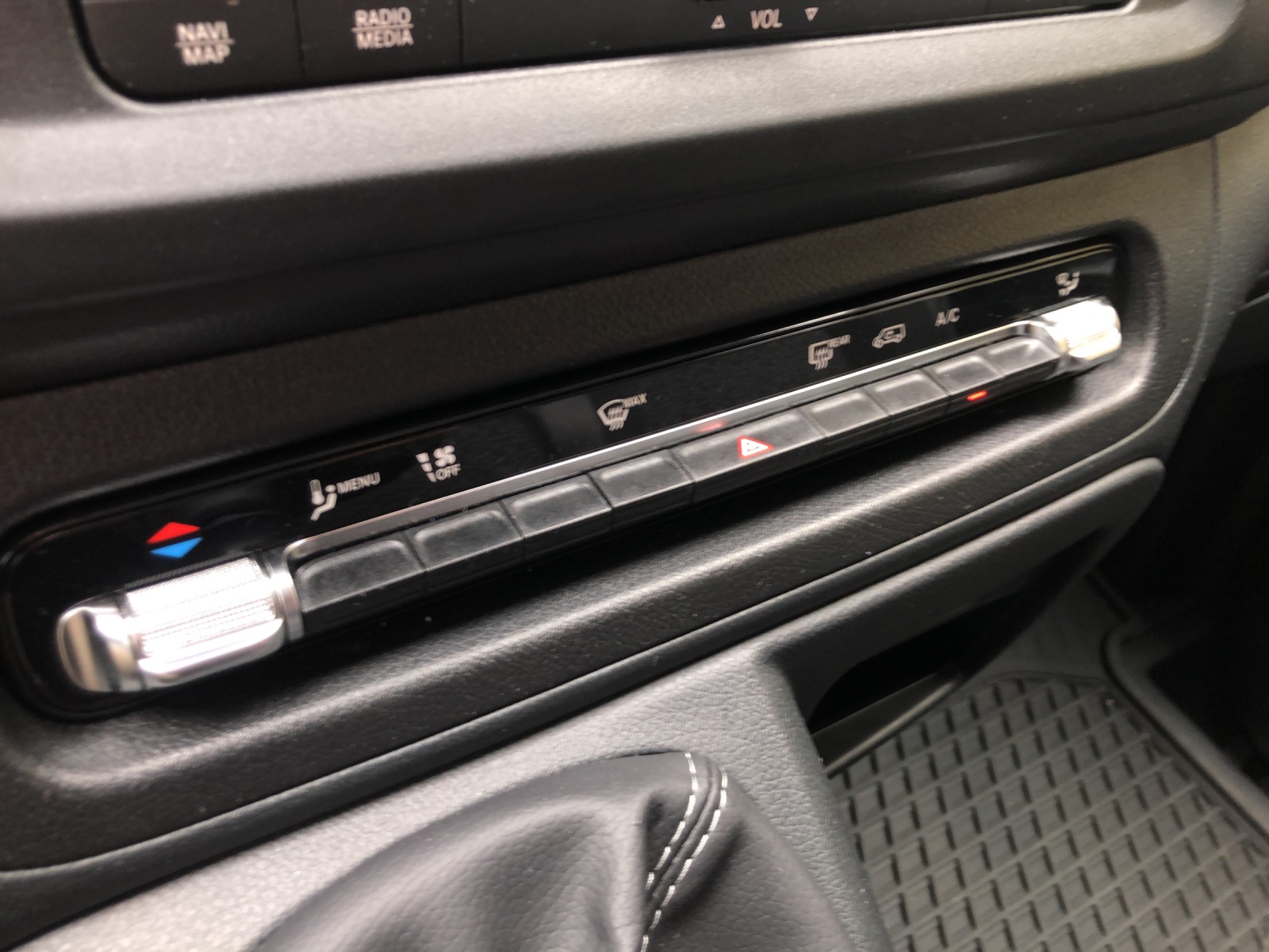 MERCEDES-BENZ Vito 116 CDI Lang Base-image-11