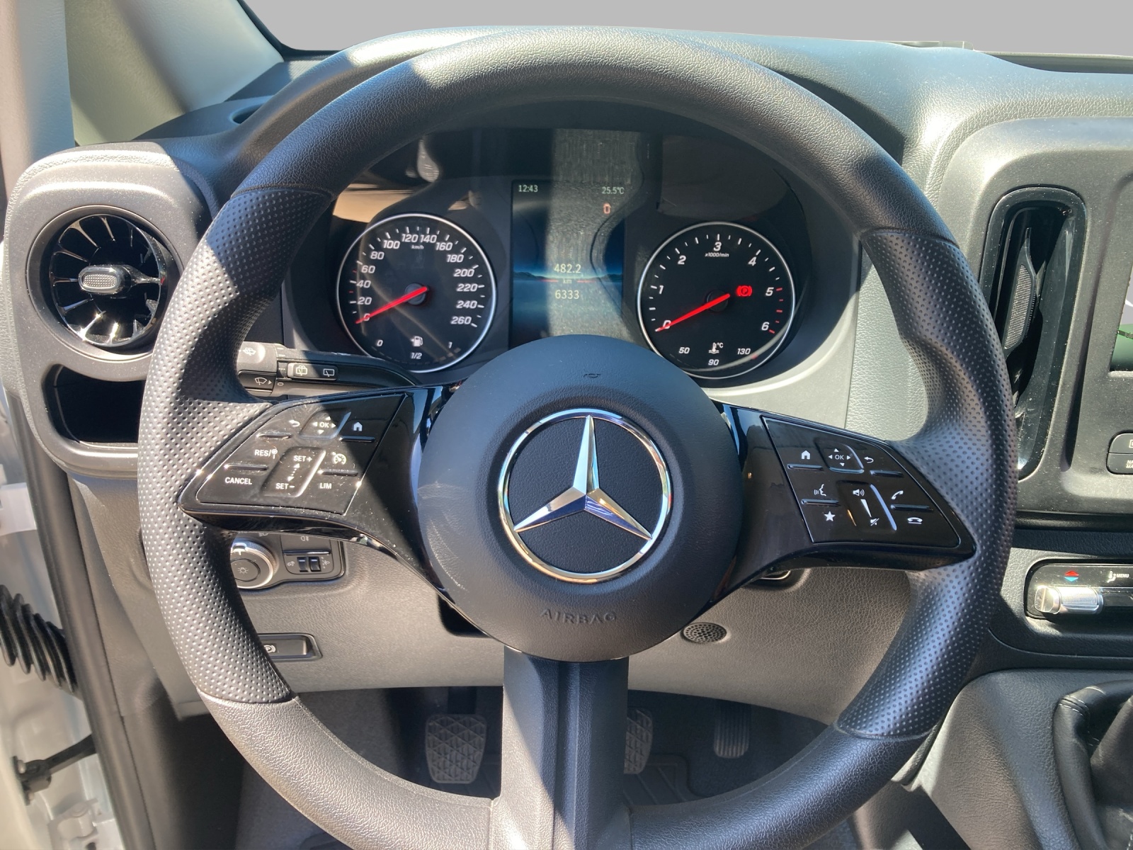 MERCEDES-BENZ Vito 116 CDI Lang Base-image-12