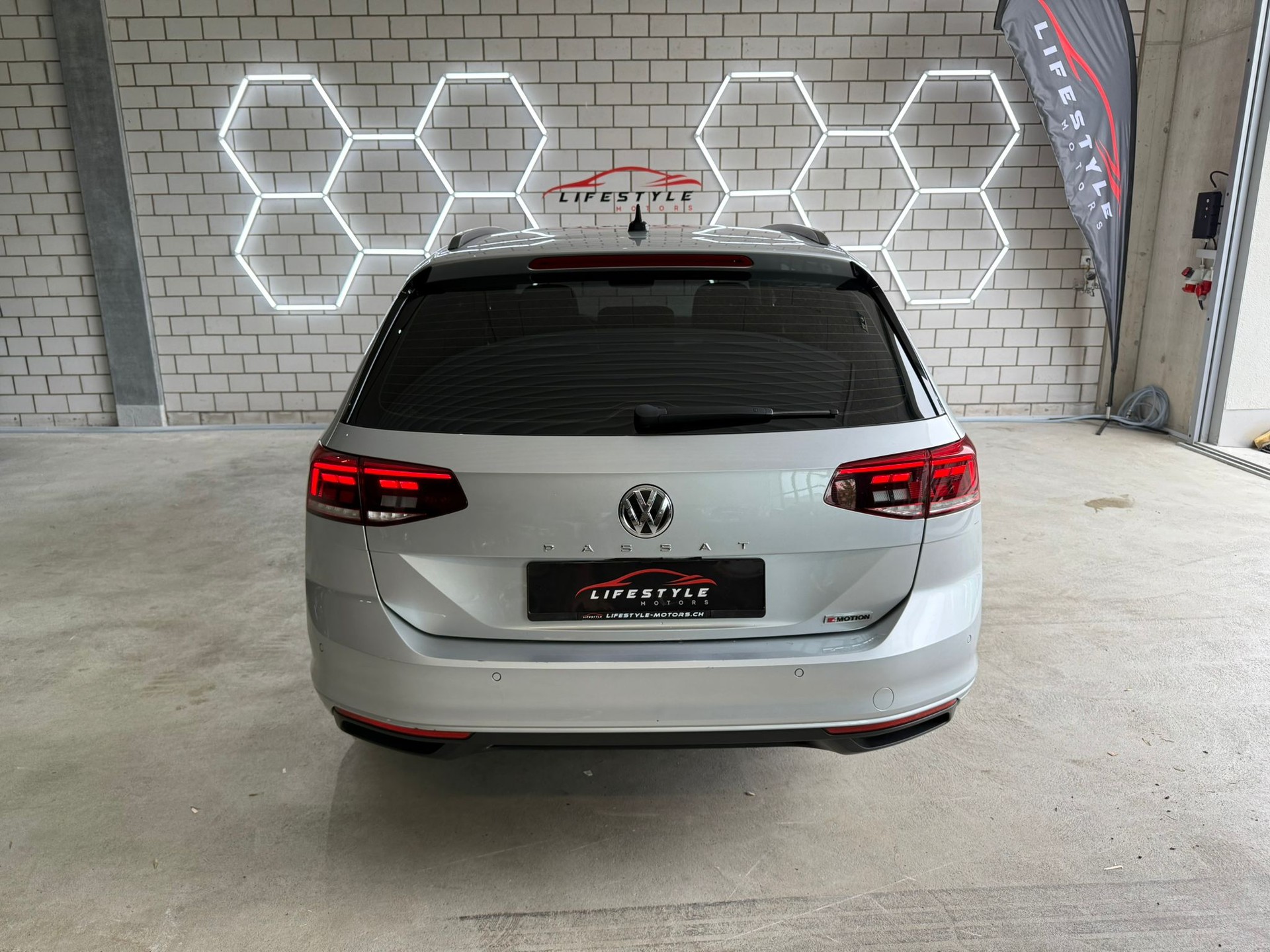 VW Passat 2.0 TDI BMT Business 4Motion DSG-image-3
