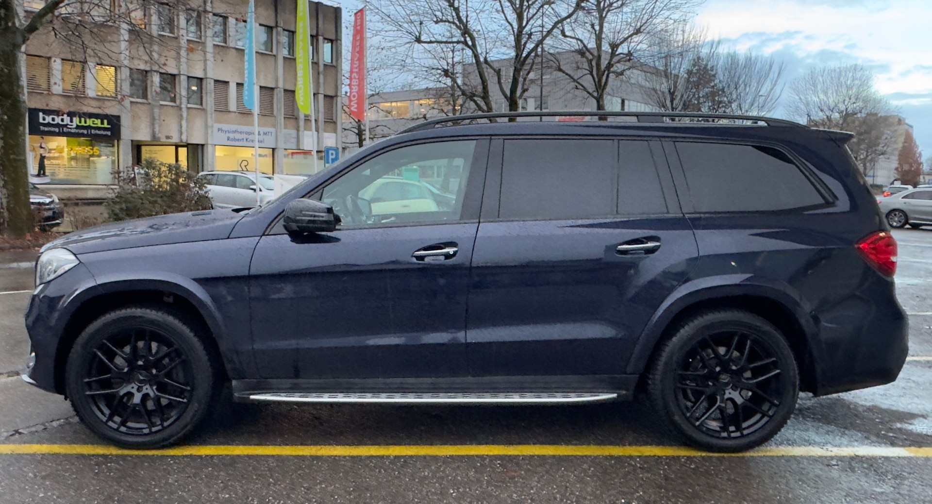 MERCEDES-BENZ GLS 350 d 4Matic 9G-TRONIC-image-15