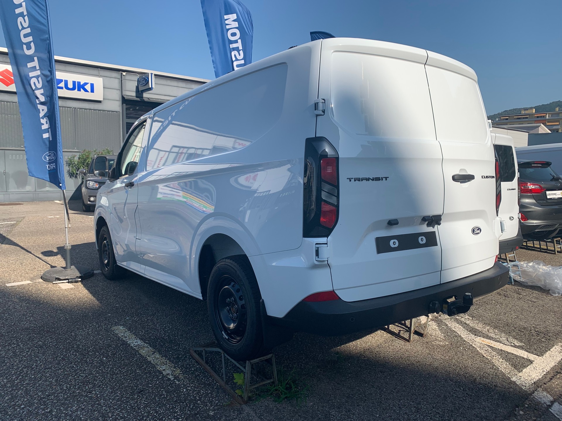 FORD Transit Custom Van 300 L1H1 Trend-image-5