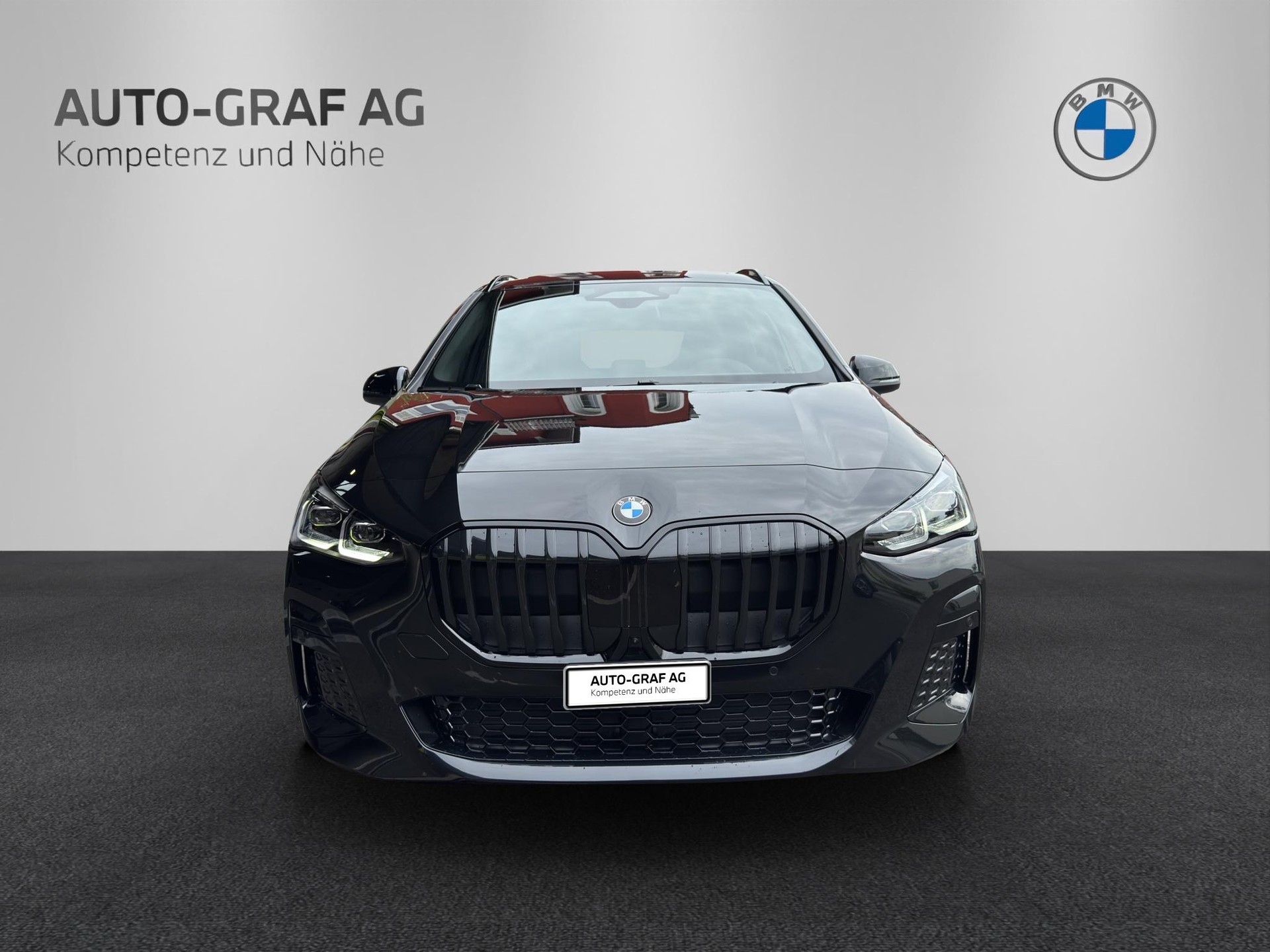 BMW 223 Active Tourer 223i xDrive Active Tourer M Sport-image-13