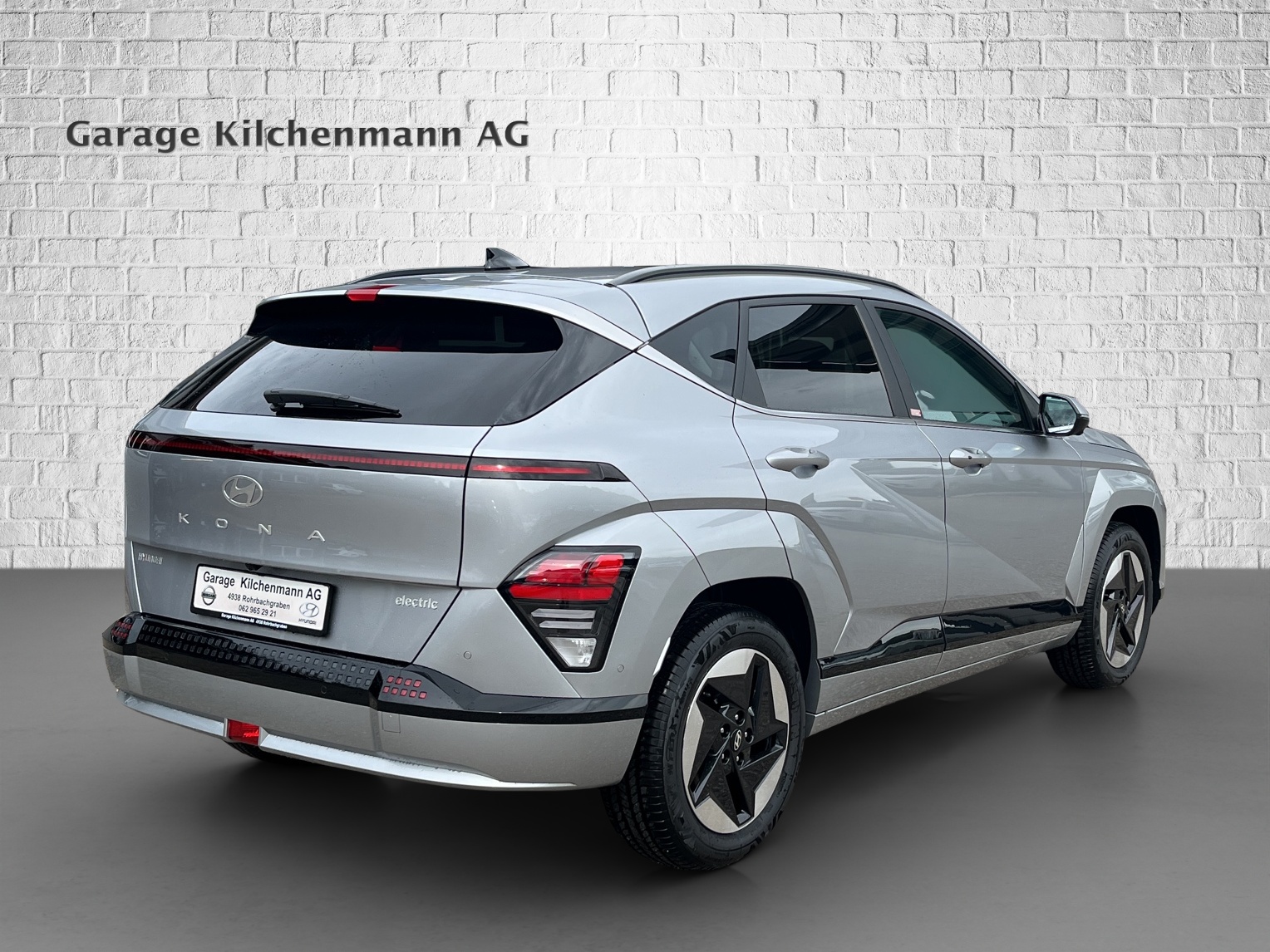 HYUNDAI Kona EV 65.4 kWh Amplia-image-4