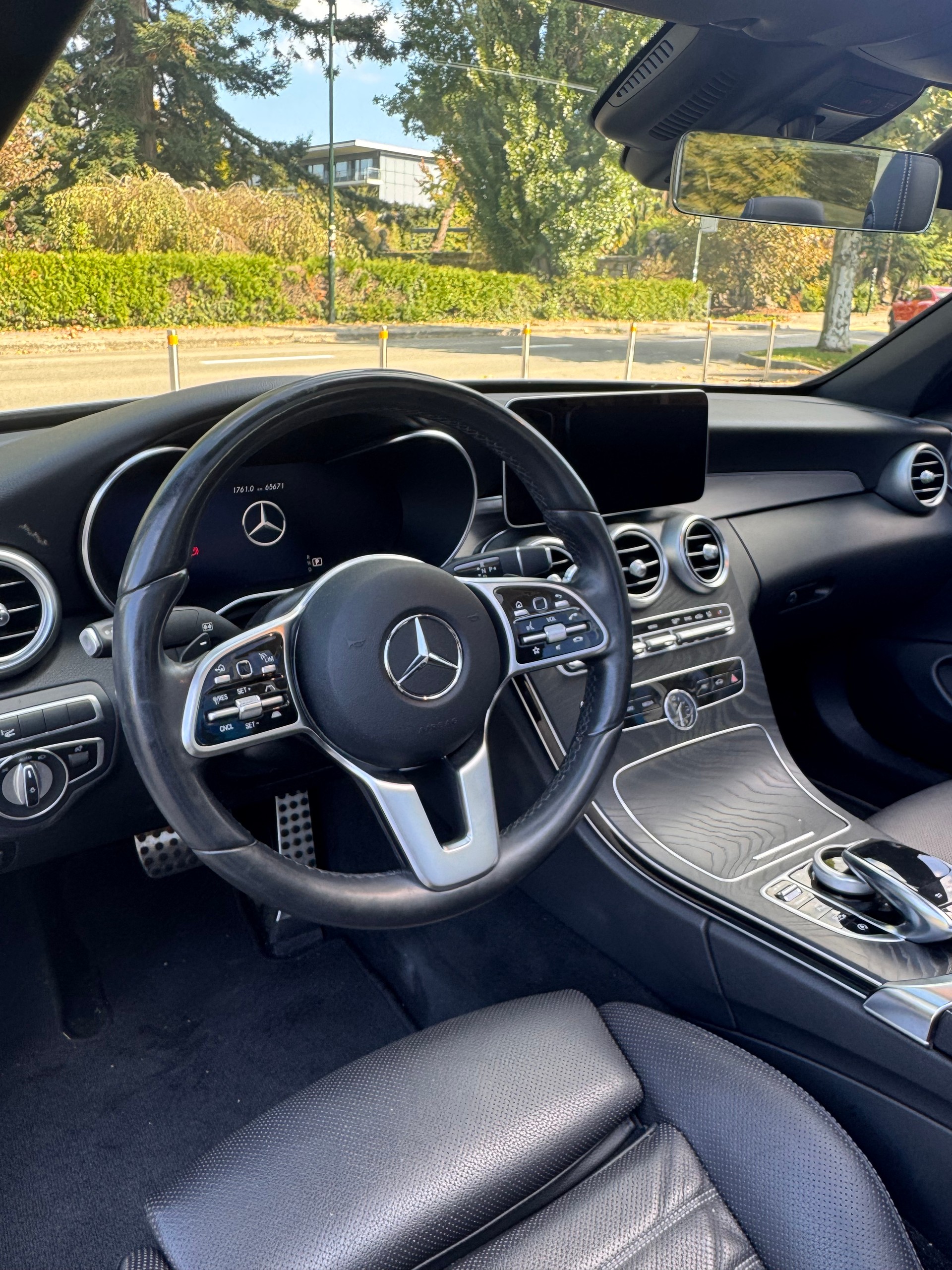 MERCEDES-BENZ C 200 AMG Line Cabriolet 4Matic 9G-Tronic-image-7