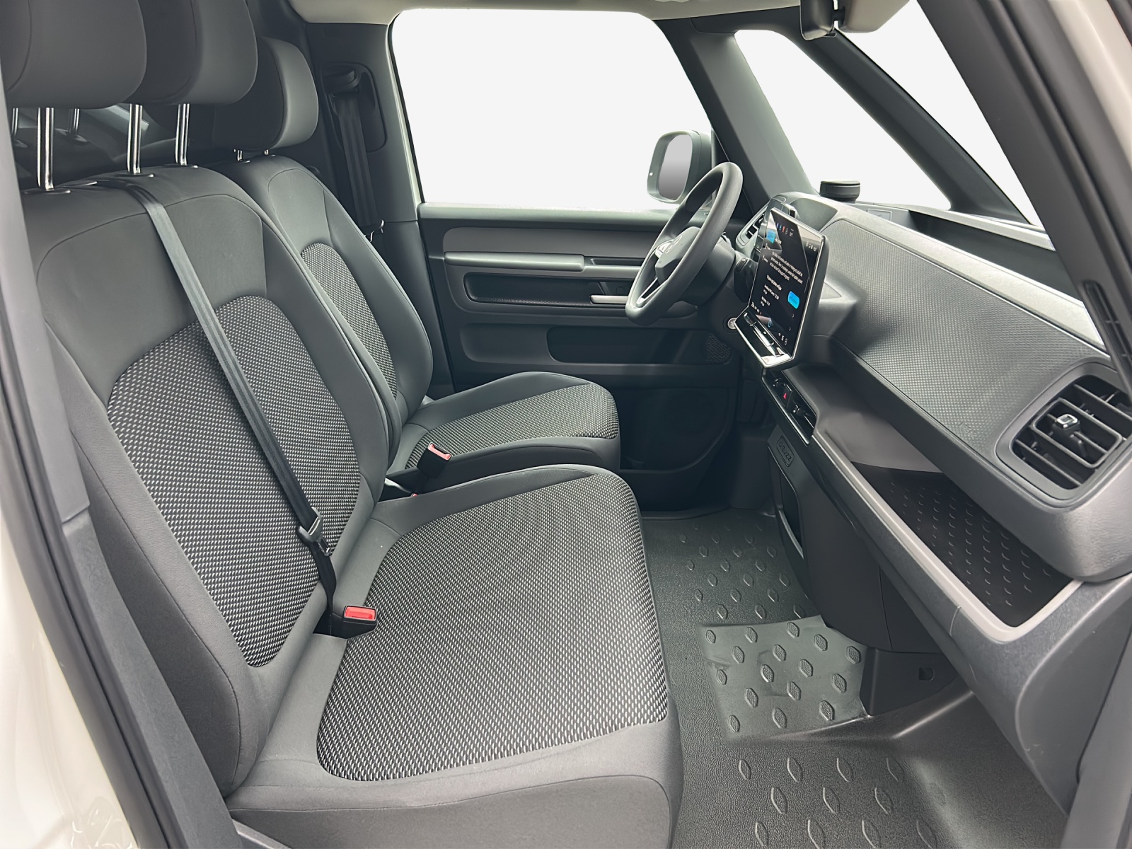 VW ID. Buzz Cargo Pro-image-15