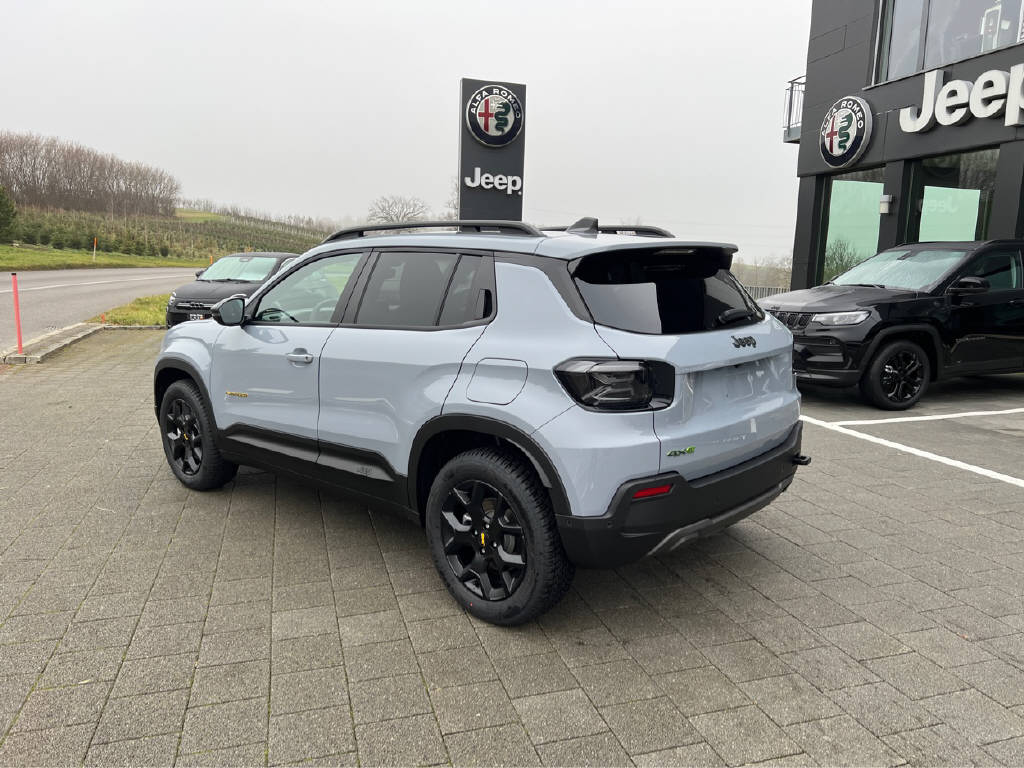 JEEP Avenger 1.2 MHEV The North Face 4xe-image-6