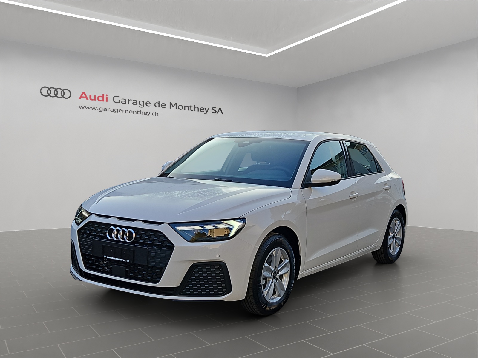 AUDI A1 Sportback 30 TFSI Attraction S-tronic-image-0