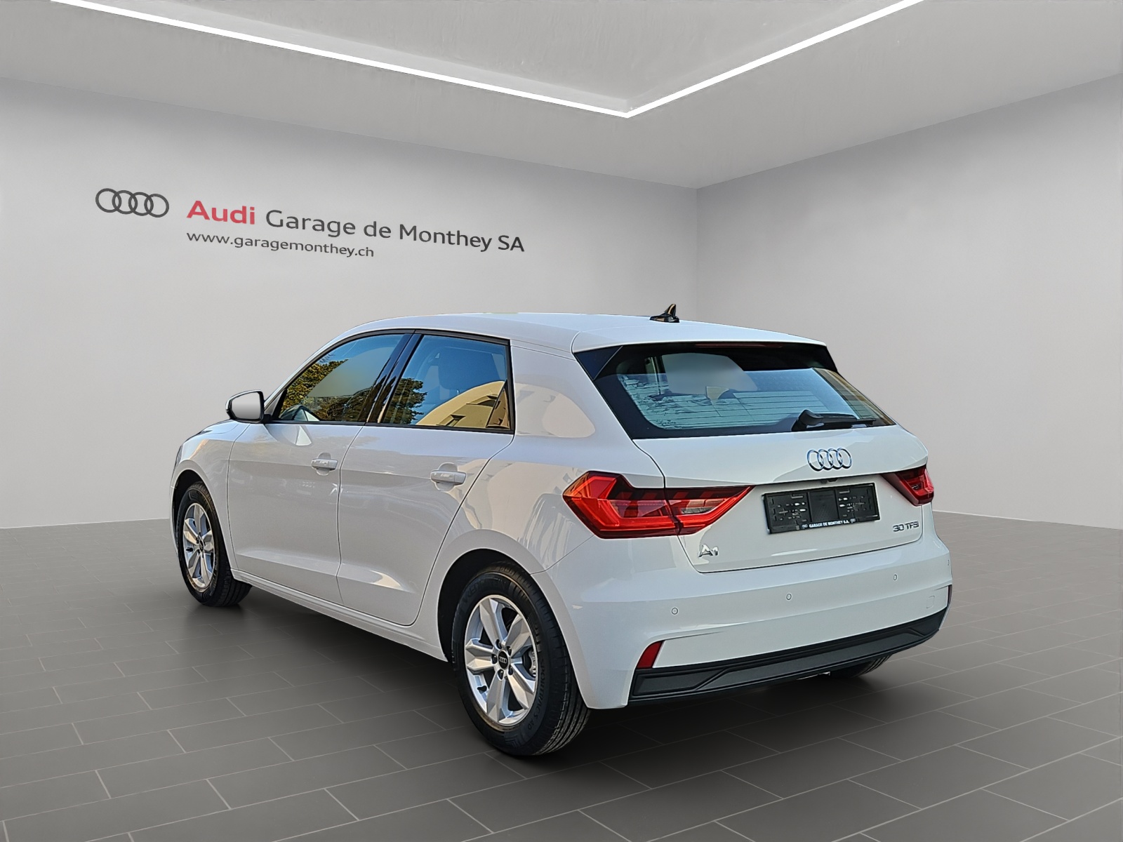 AUDI A1 Sportback 30 TFSI Attraction S-tronic-image-5