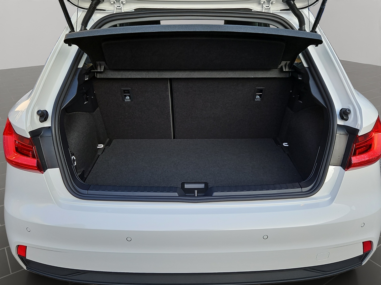 AUDI A1 Sportback 30 TFSI Attraction S-tronic-image-15