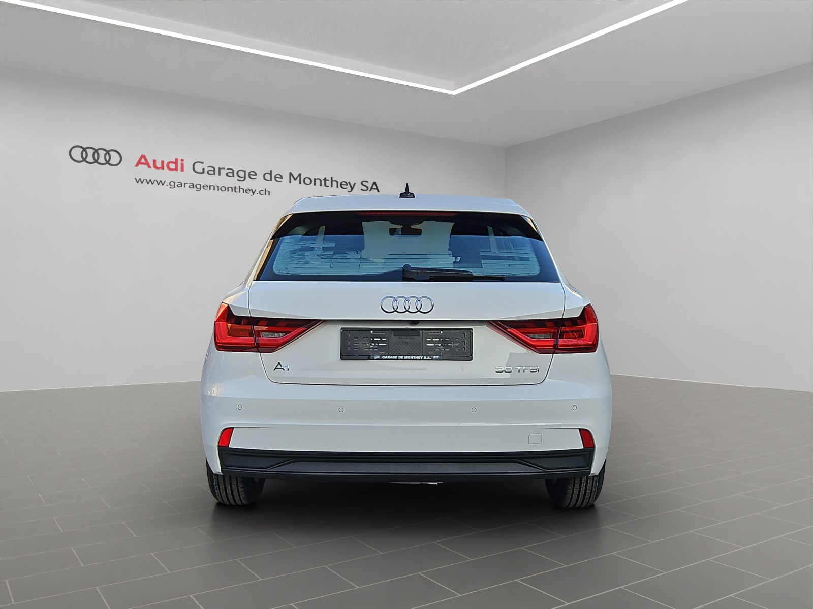 AUDI A1 Sportback 30 TFSI Attraction S-tronic-image-4
