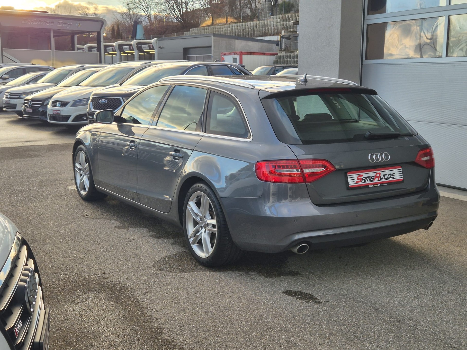 AUDI A4 Avant 3.0 TDI quattro S-tronic-image-3