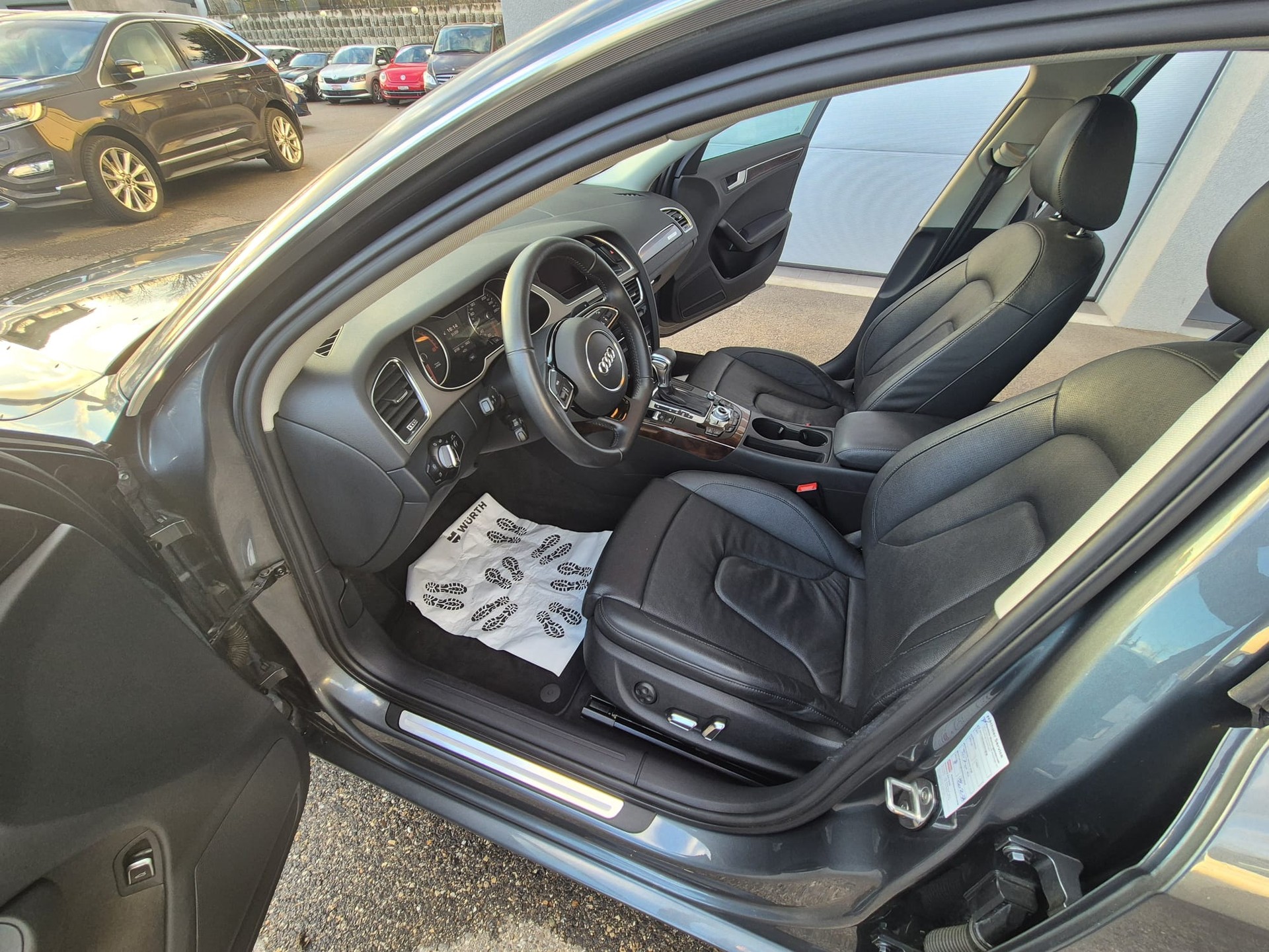 AUDI A4 Avant 3.0 TDI quattro S-tronic-image-6
