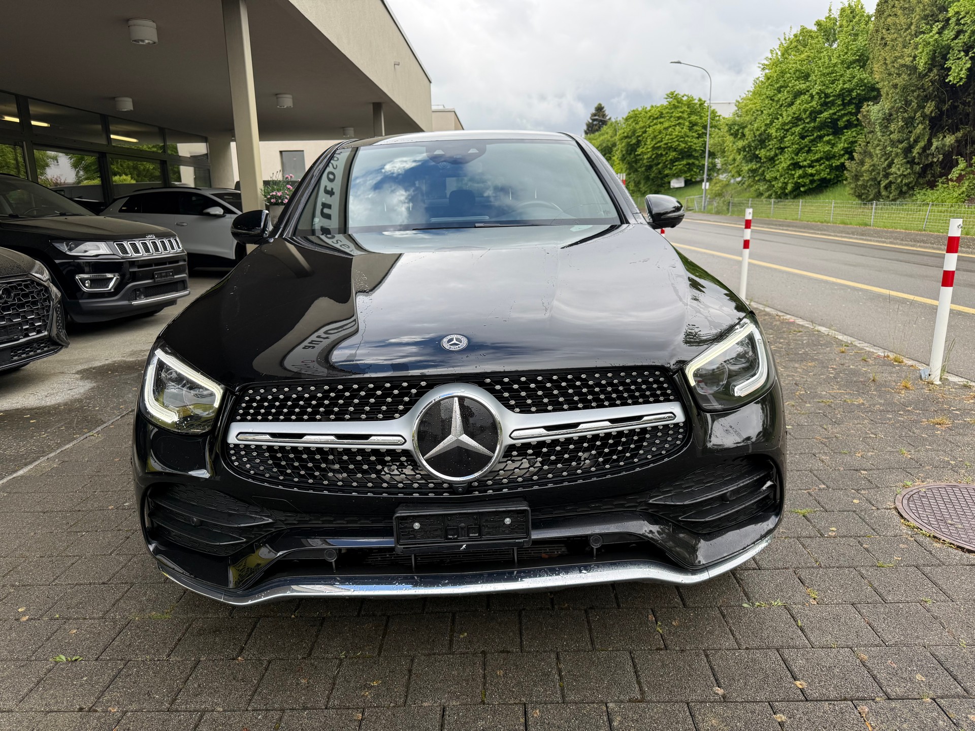 MERCEDES-BENZ GLC Coupé 300 AMG Line 4Matic 9G-Tronic-image-1