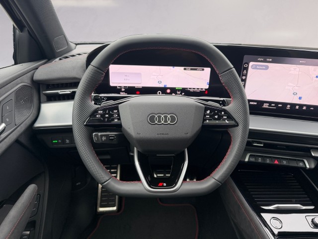 AUDI Q3 Sportback 110 kW TFSI S tronic-image-12