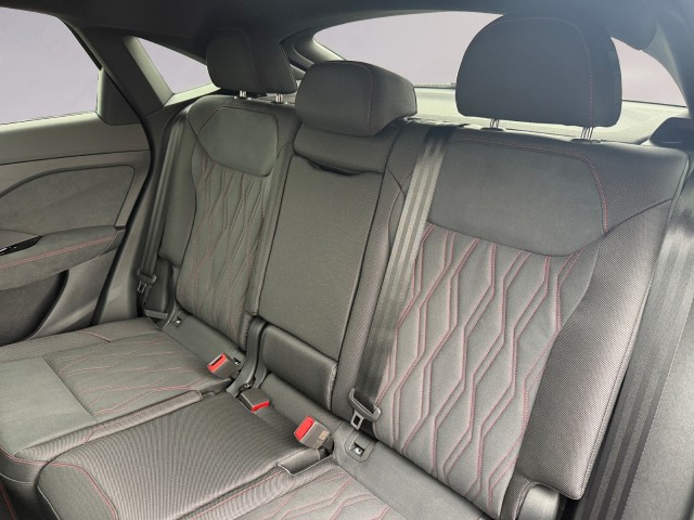 AUDI Q3 Sportback 110 kW TFSI S tronic-image-15