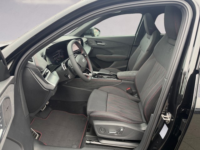 AUDI Q3 Sportback 110 kW TFSI S tronic-image-9