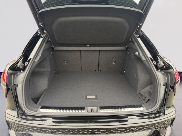 AUDI Q3 Sportback 110 kW TFSI S tronic-image-18