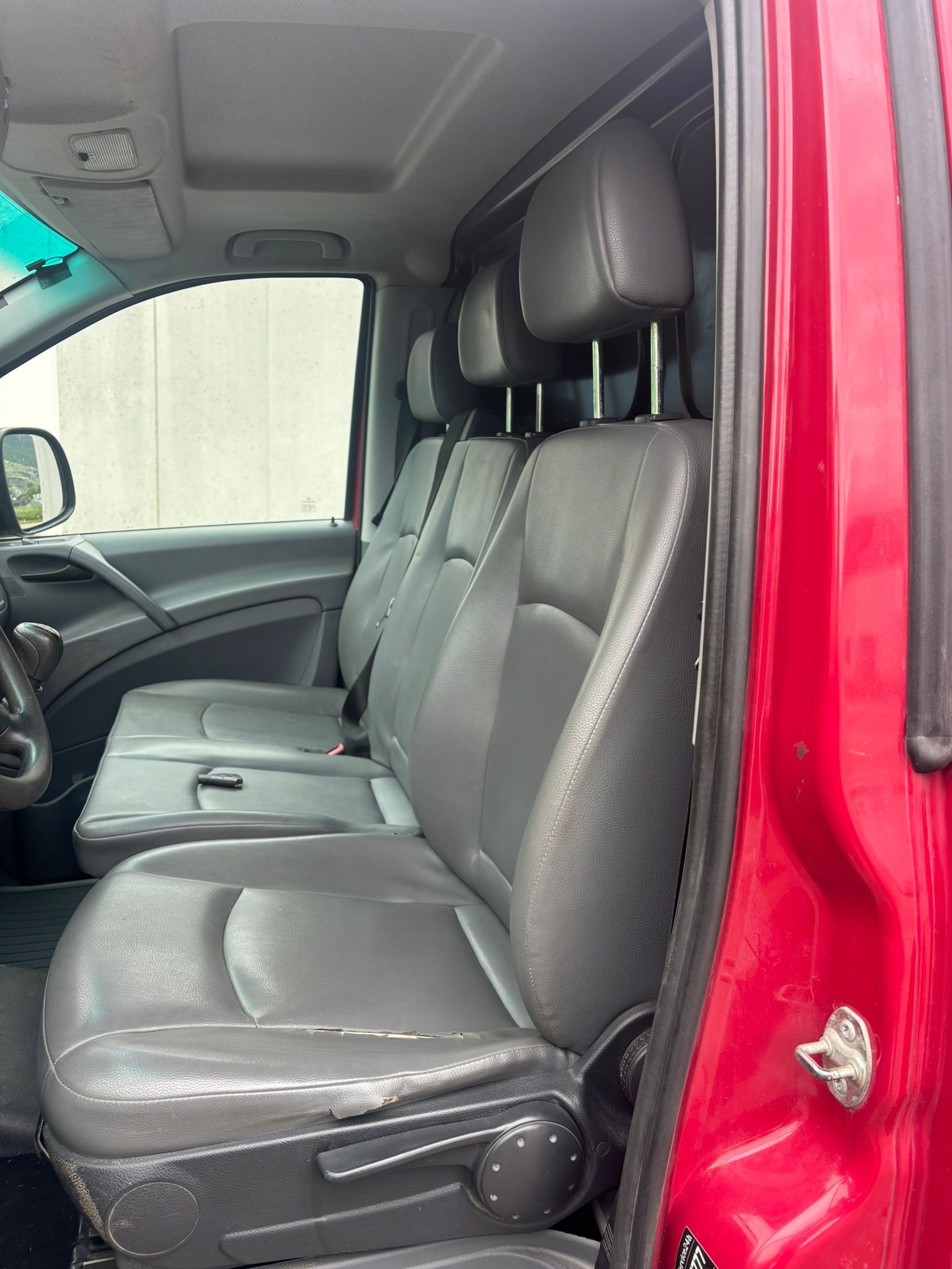 MERCEDES-BENZ Vito 115 CDI-image-9