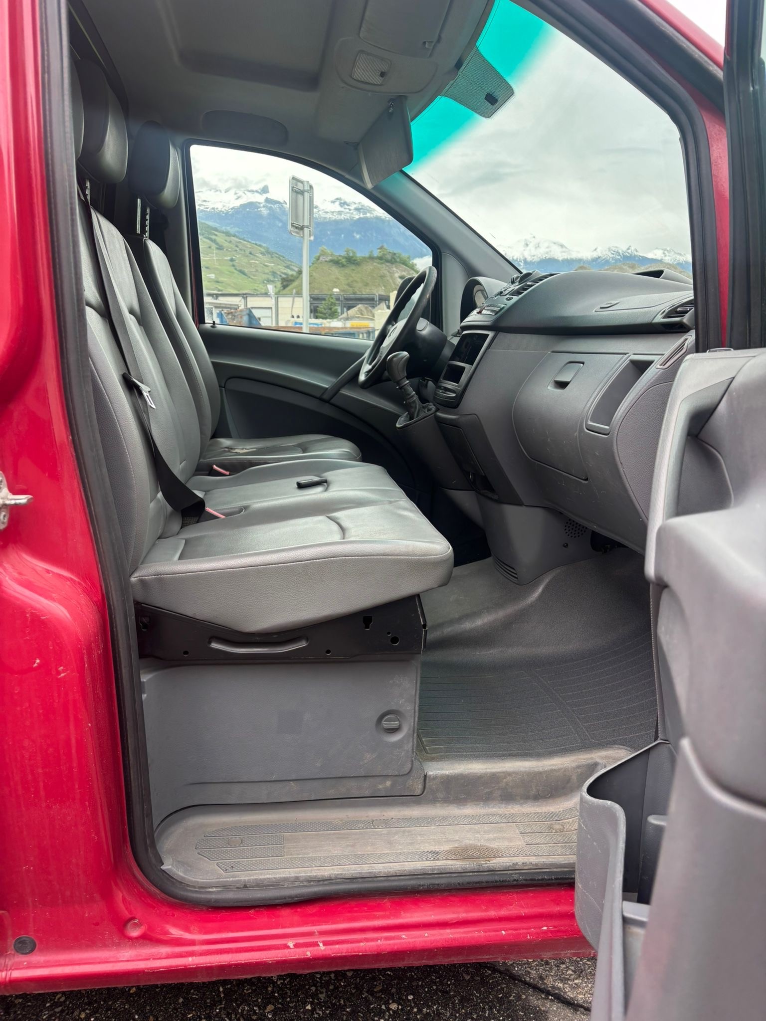MERCEDES-BENZ Vito 115 CDI-image-11