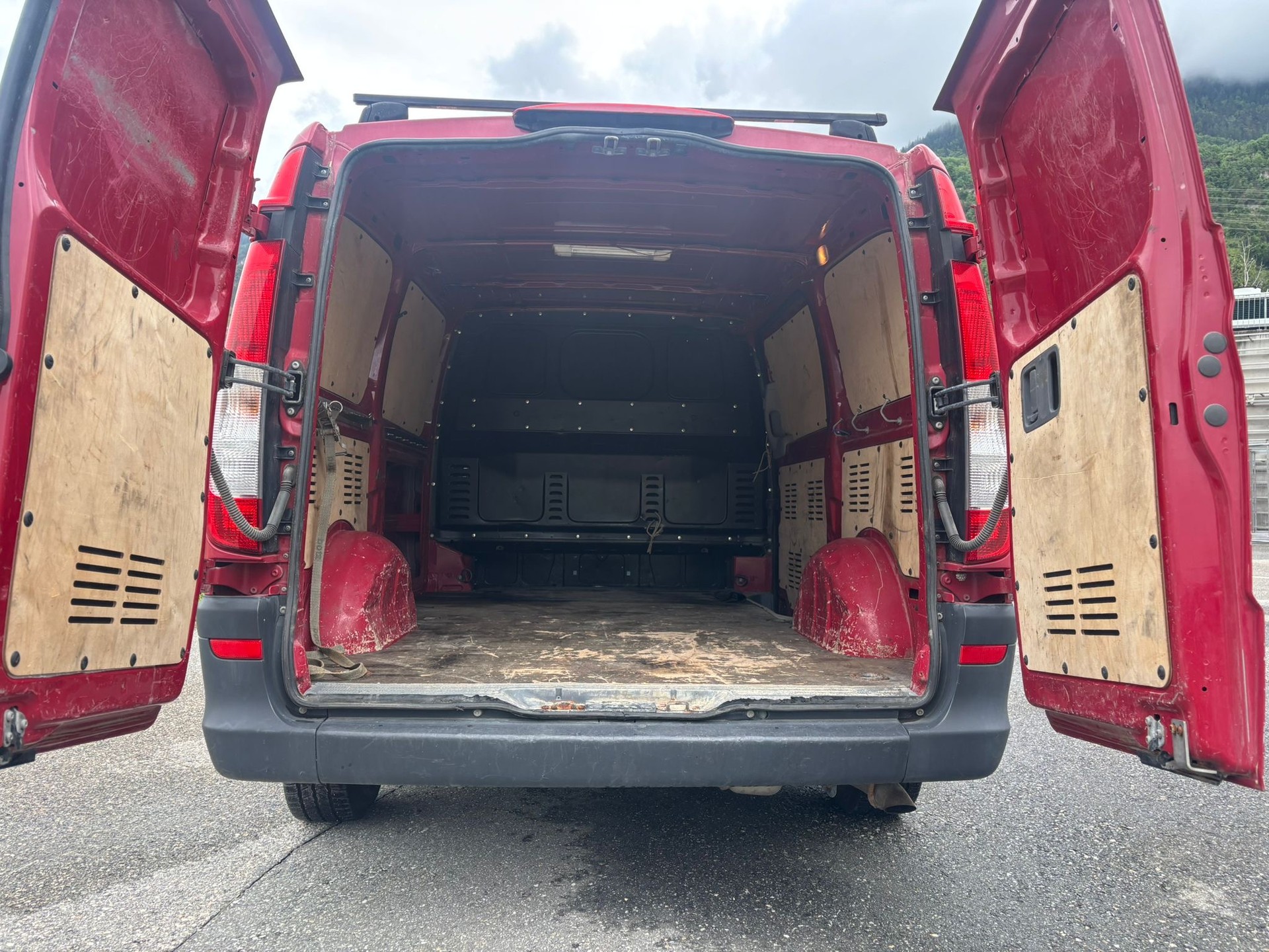 MERCEDES-BENZ Vito 115 CDI-image-8