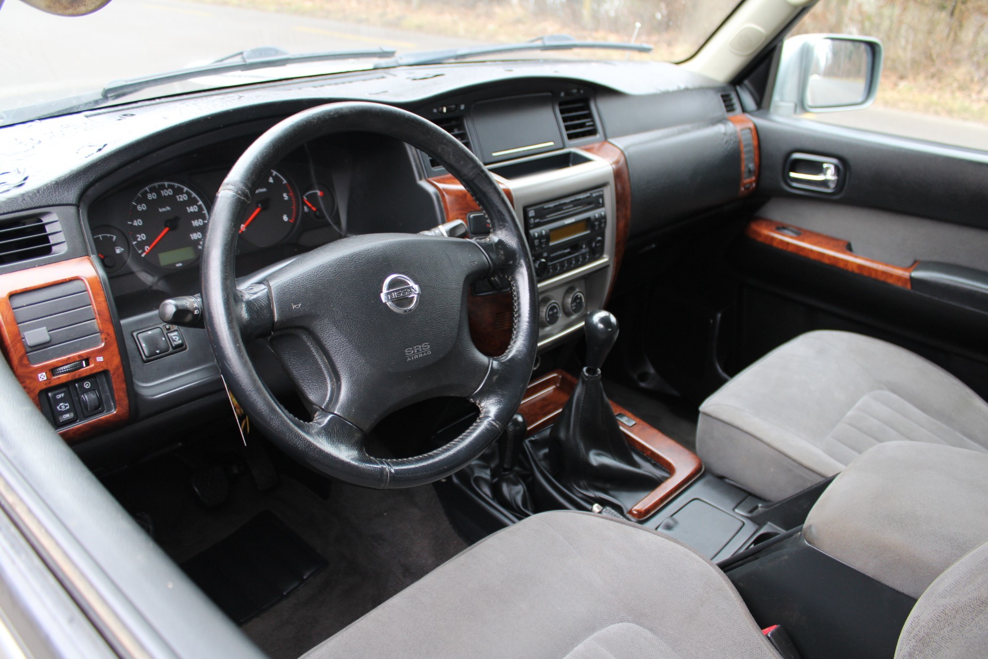 NISSAN Patrol 3.0 Di Luxury Wagon-image-4