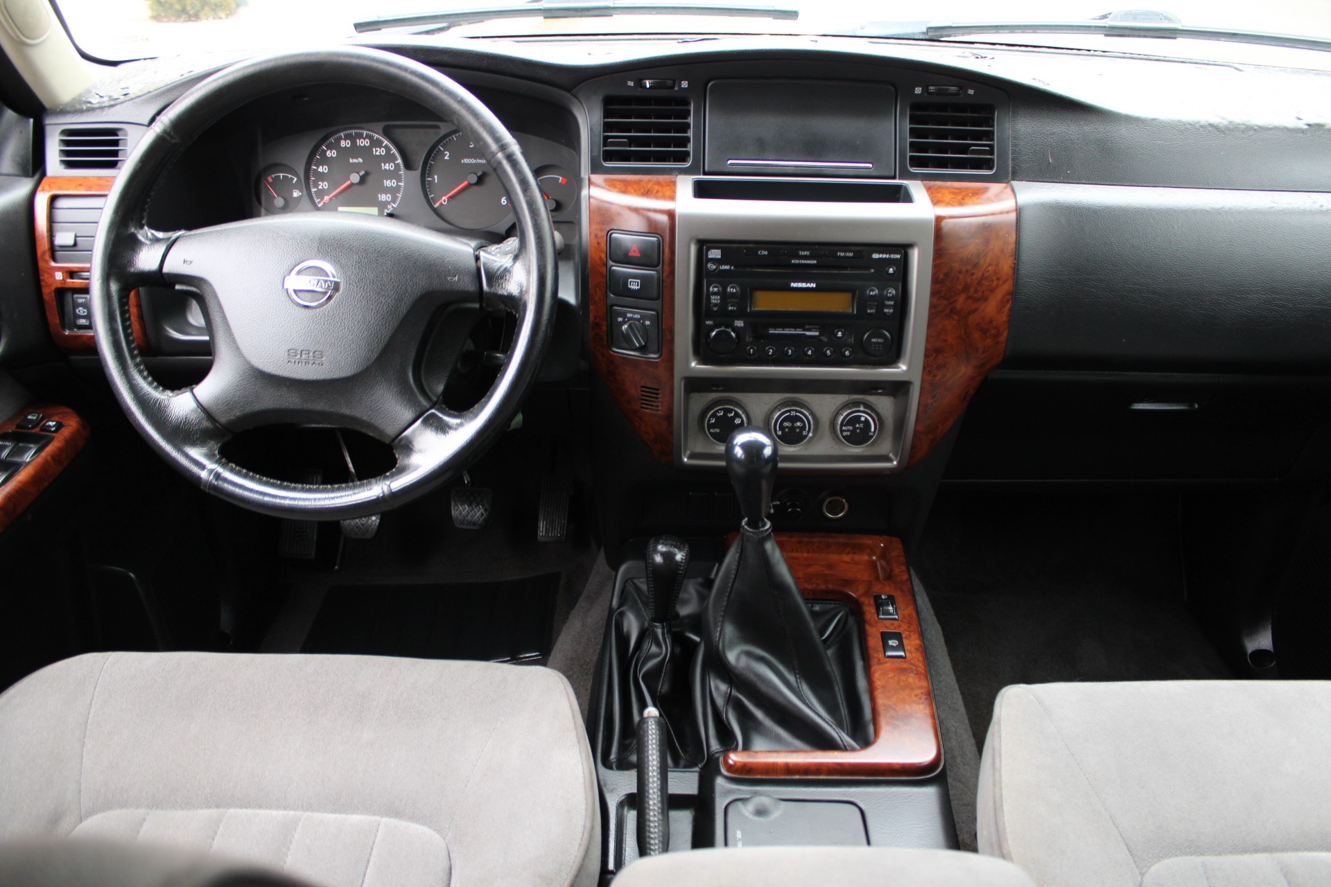 NISSAN Patrol 3.0 Di Luxury Wagon-image-8