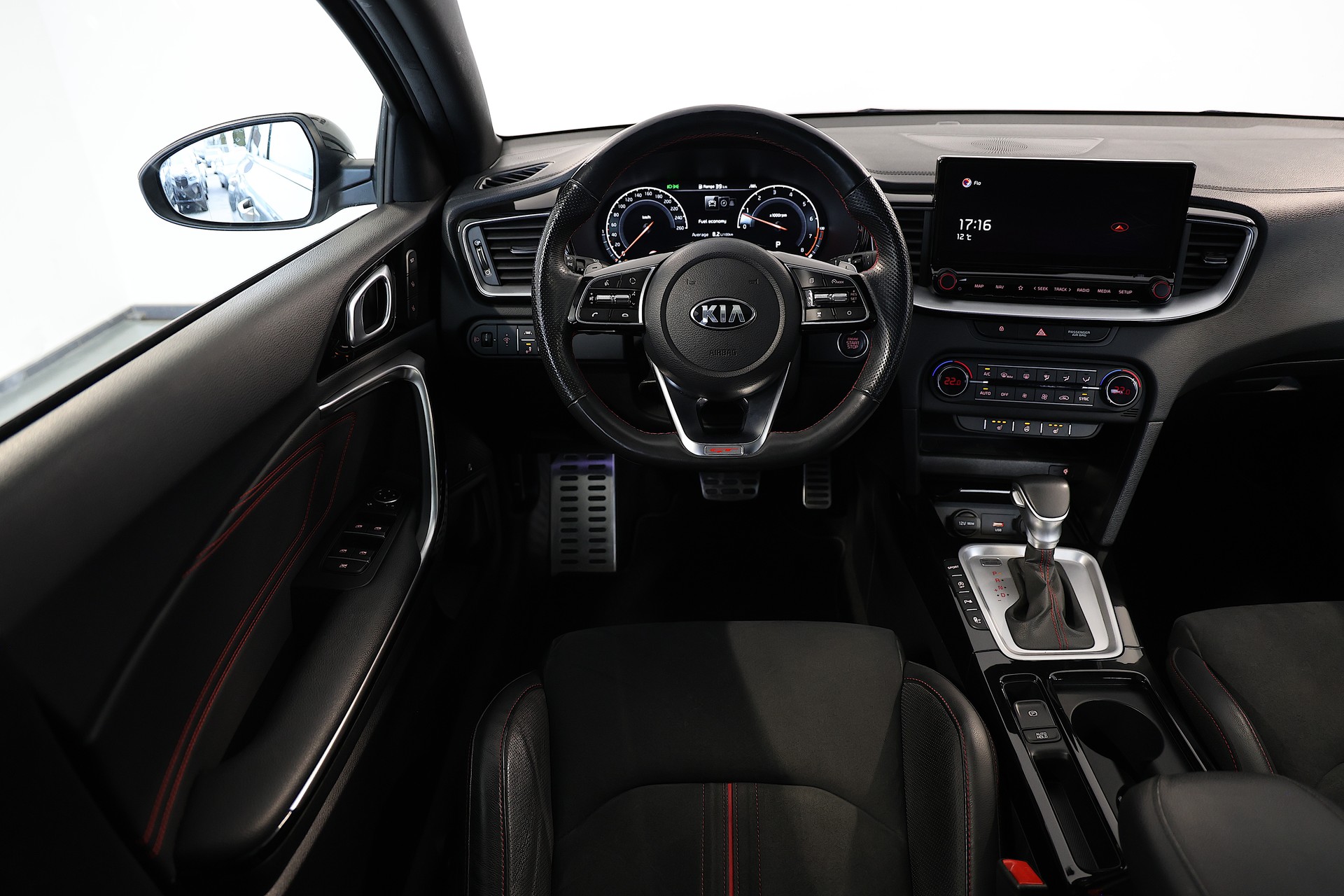 KIA ProCeed 1.6 T-GDi GT DCT-image-8