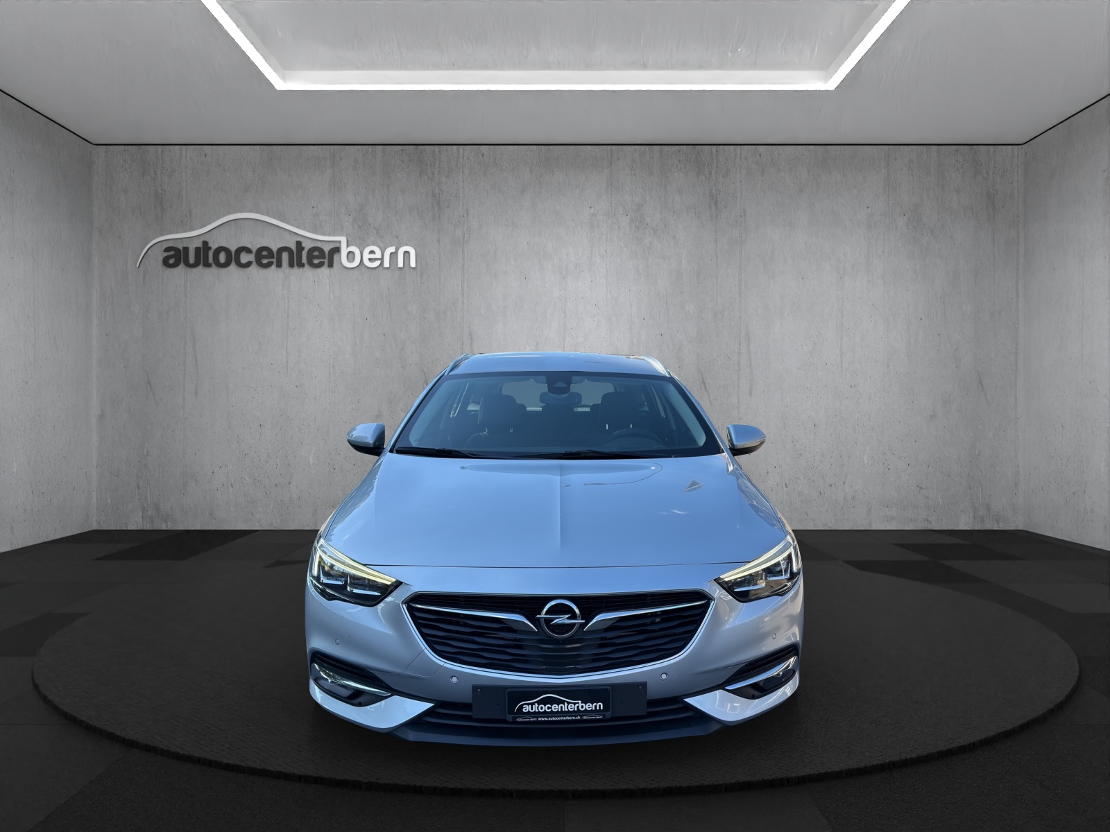OPEL Insignia 2.0 BiDTI Sports Tourer Excellence 4WD A.-image-1