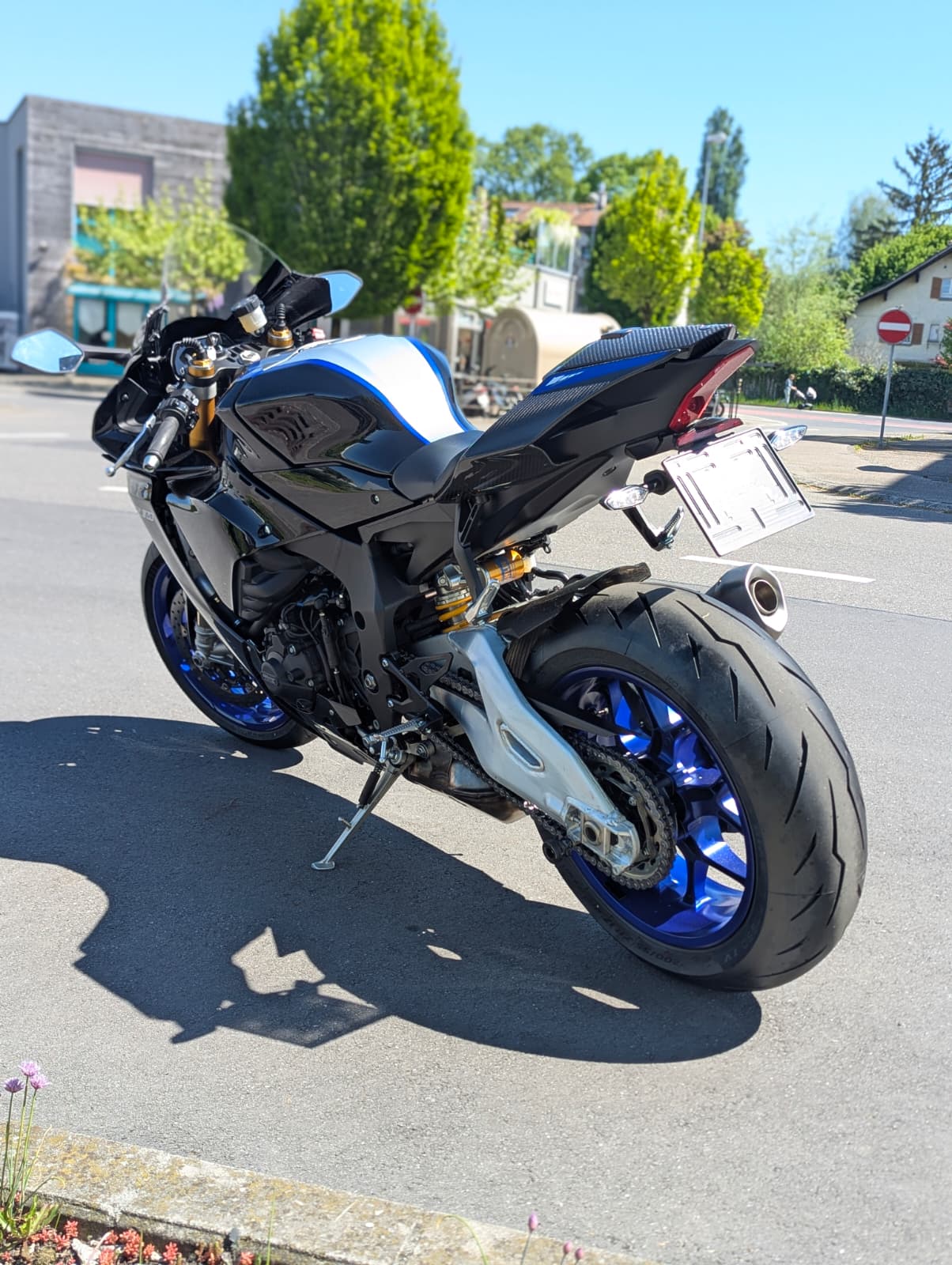 YAMAHA YZF-R1 M ABS-image-3