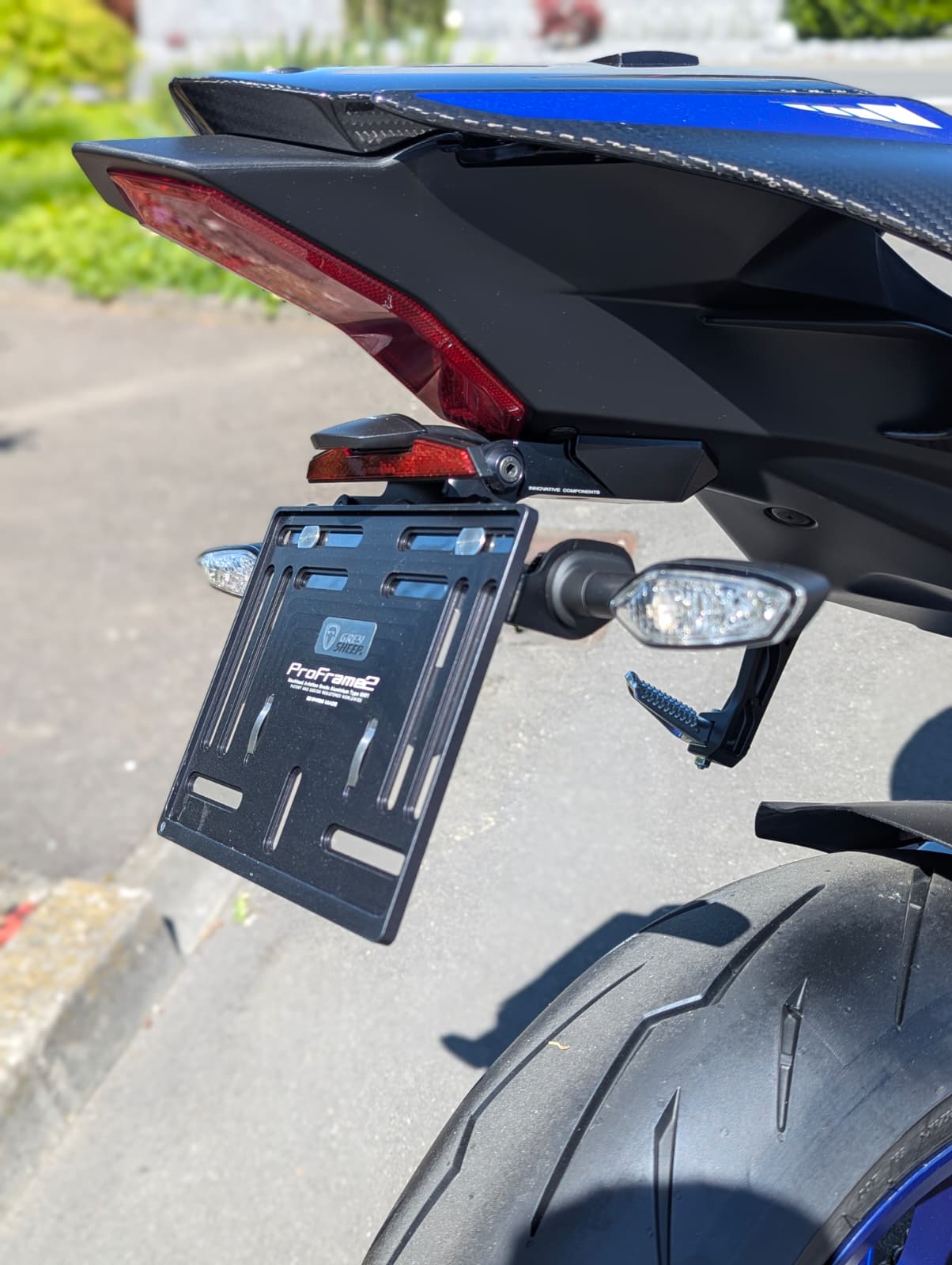 YAMAHA YZF-R1 M ABS-image-8