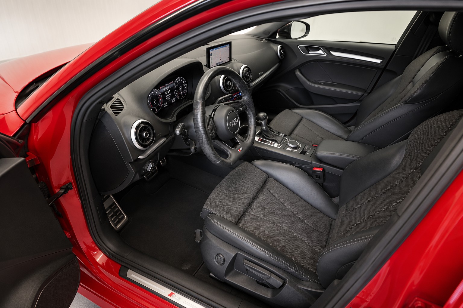 AUDI A3 Sportback 35 TFSI Sport S-tronic-image-5