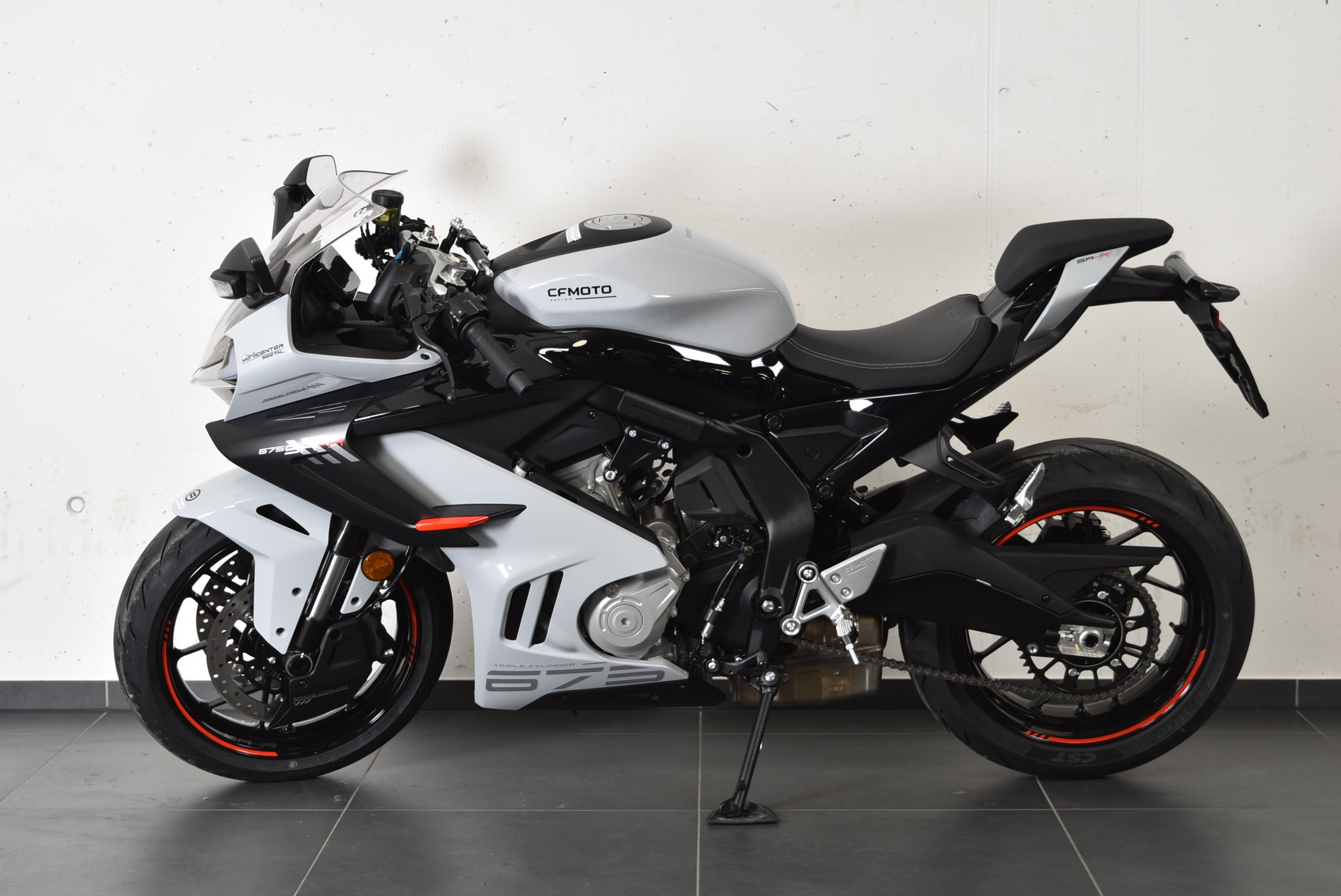 CF MOTO 675 SR-R