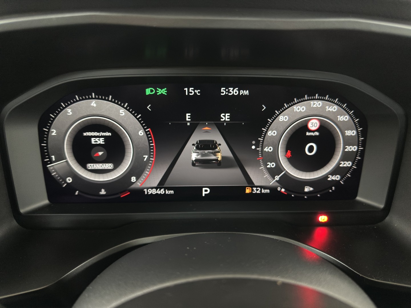 NISSAN Qashqai 1.3 DIG-T MHEV N-Connecta Xtronic-image-9