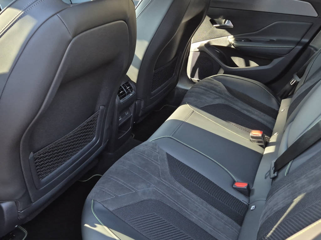 PEUGEOT 308 SW 1.2 Hybrid GT-image-5
