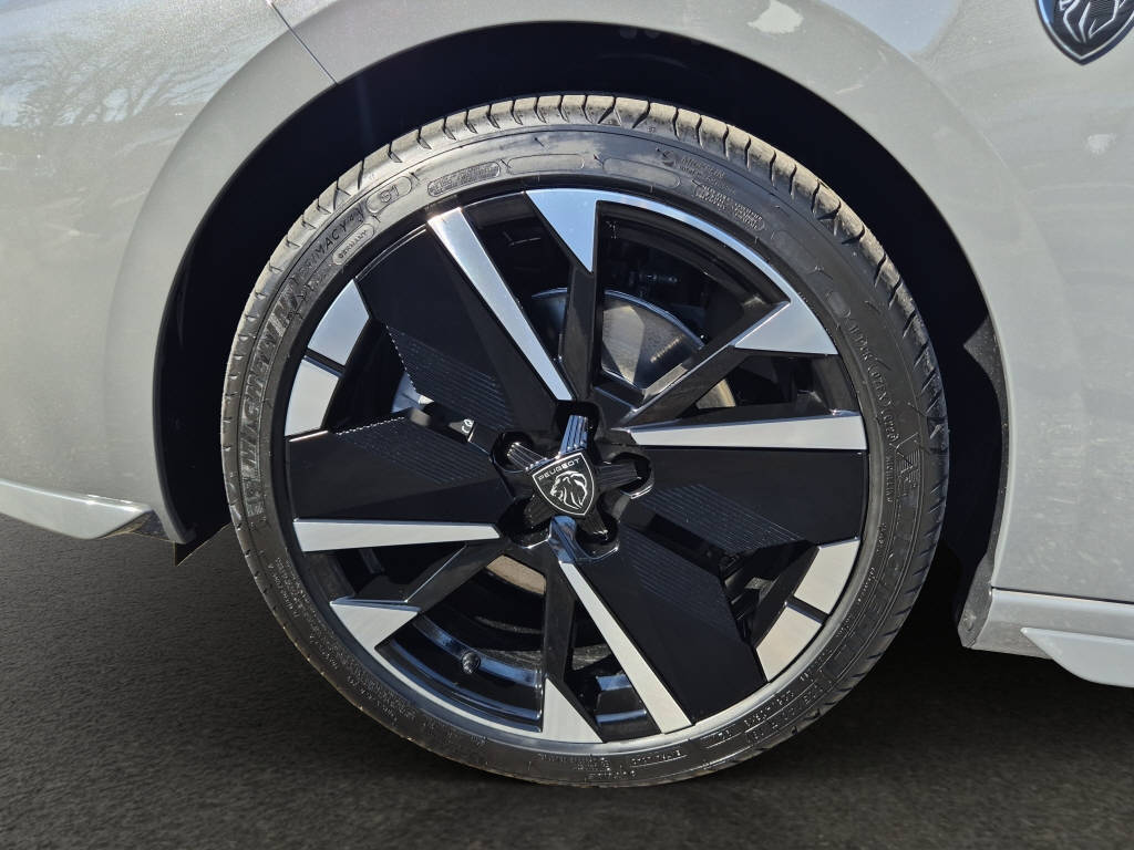 PEUGEOT 308 SW 1.2 Hybrid GT-showroom-element-3